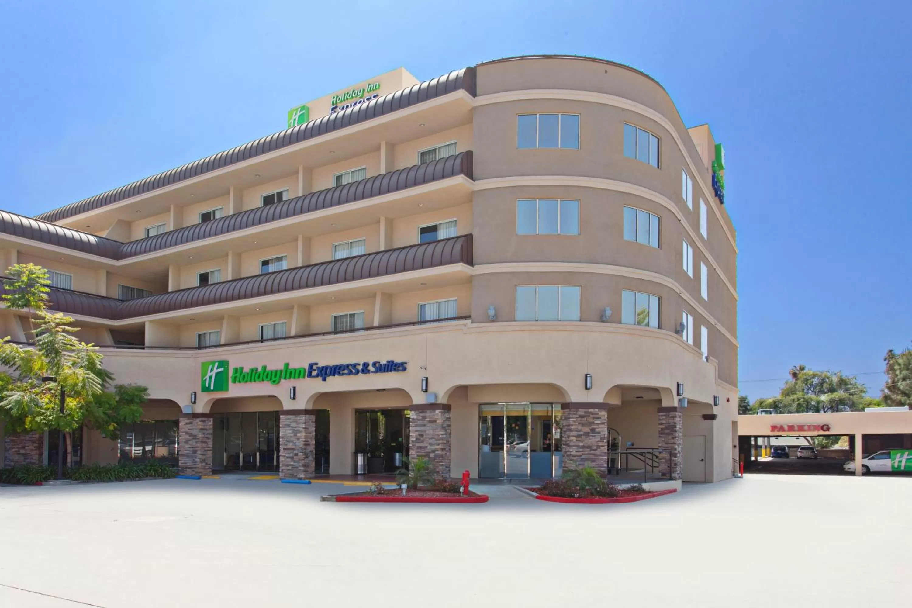 Property building in Holiday Inn Express & Suites Pasadena - Los Angeles by IHG
