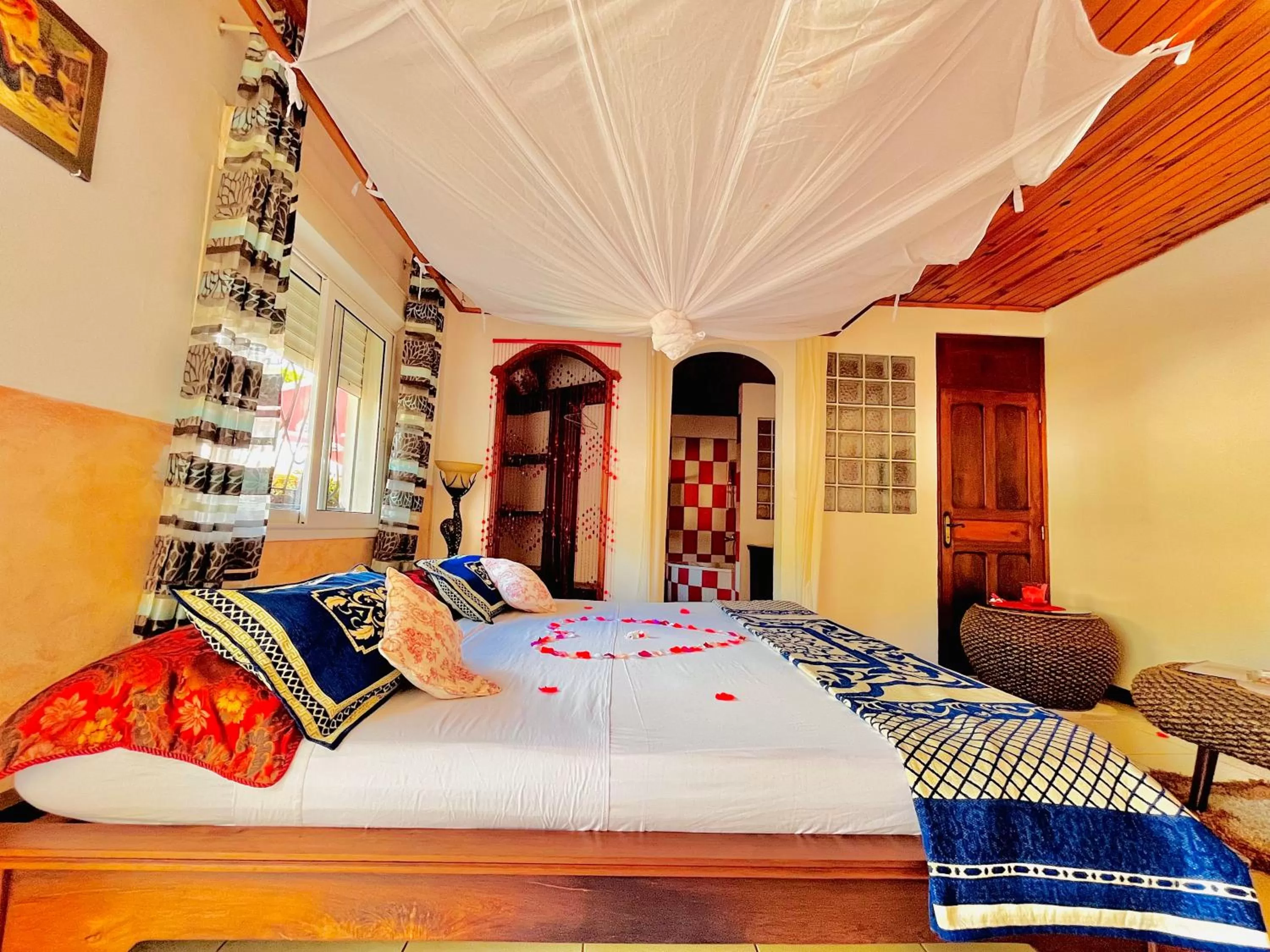 Bedroom, Bed in Régina Lodge Diégo Suarez Madagascar