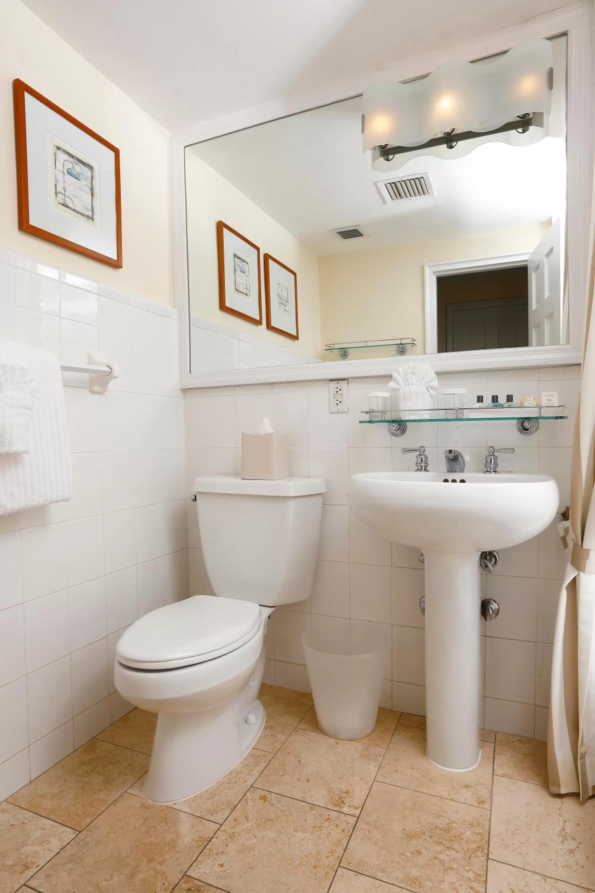 Toilet in Sea View Hotel