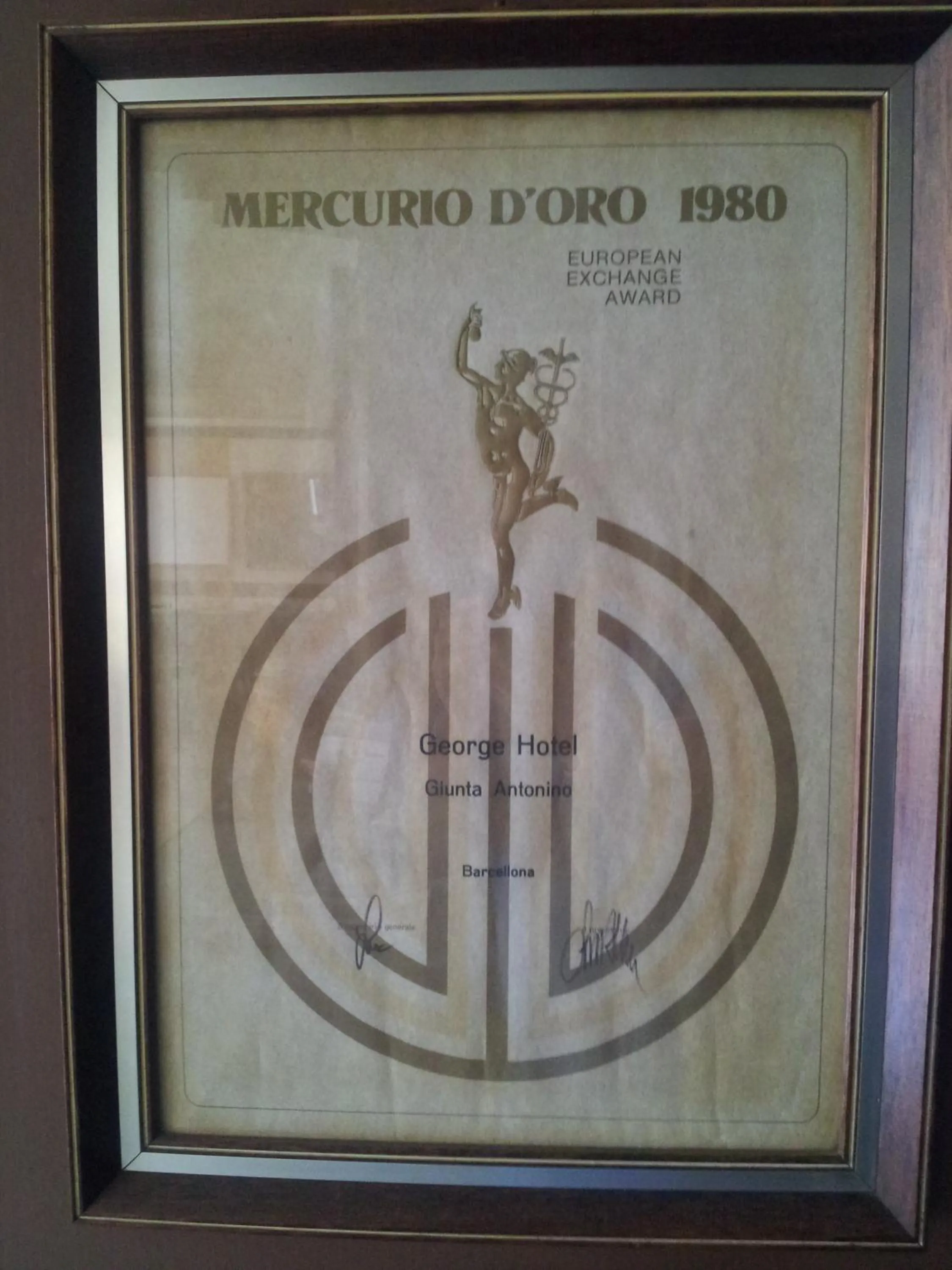 Lobby or reception in George Hotel