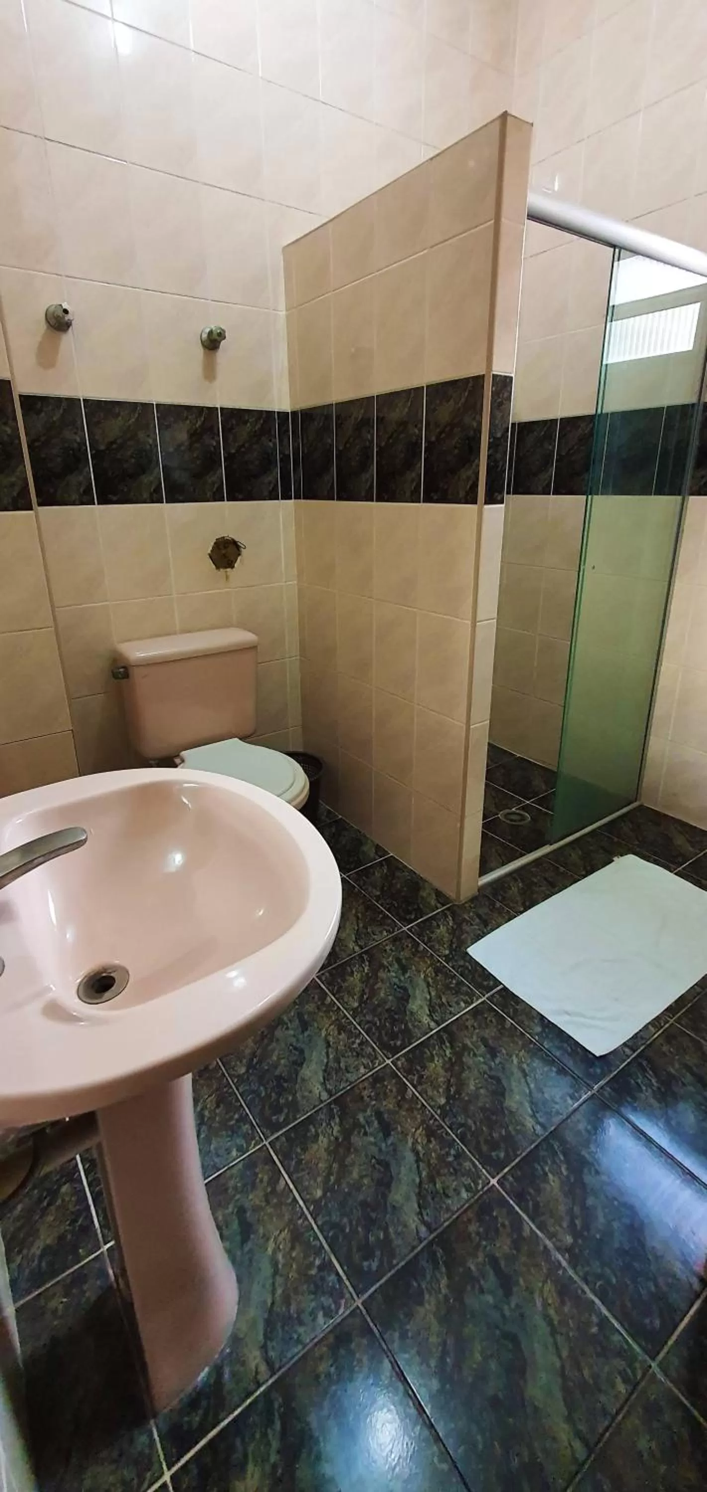 Bathroom in Hotel Plaza Olido