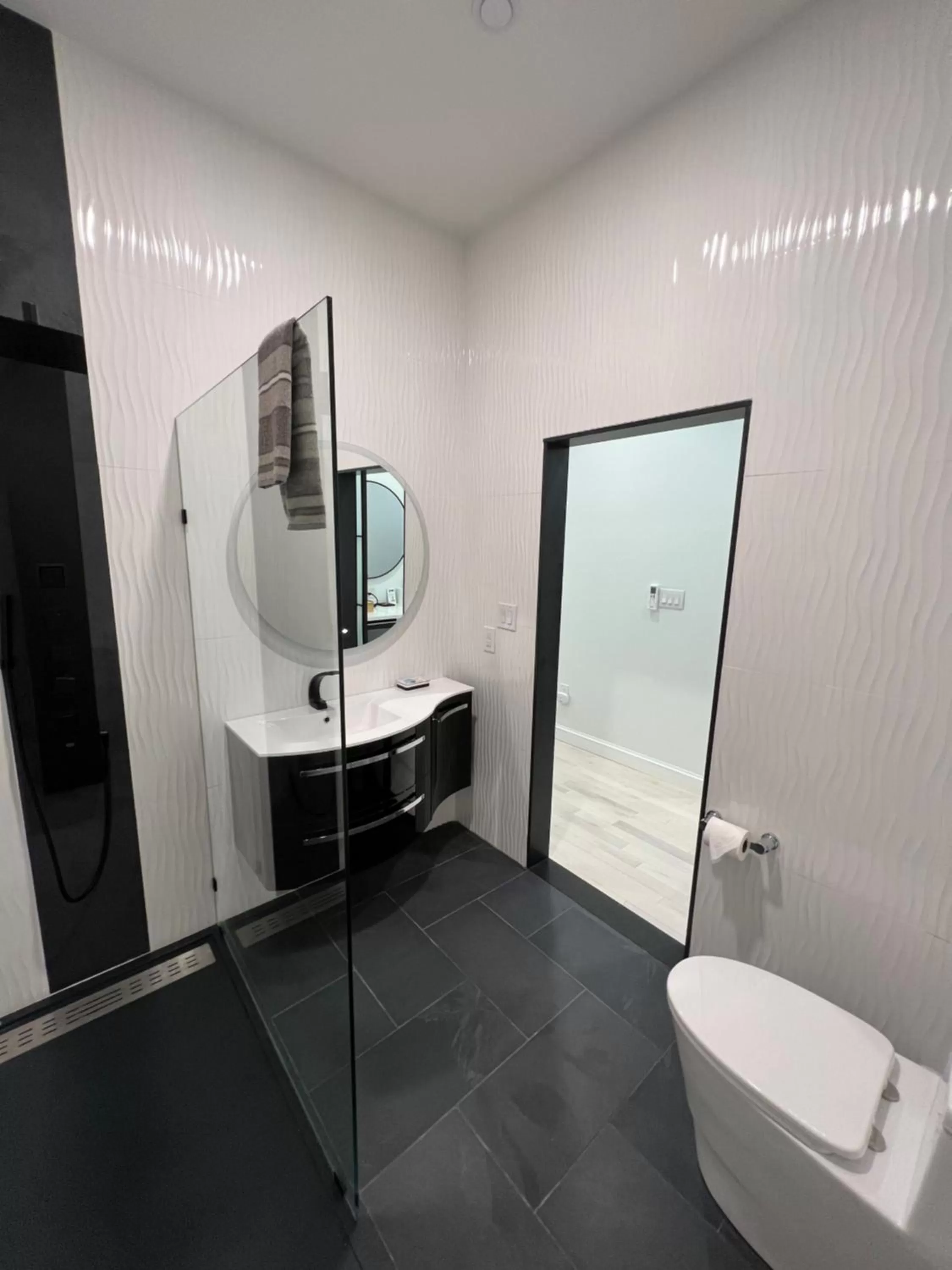 Shower, Bathroom in Elaine's Cape May Boutique Hotel