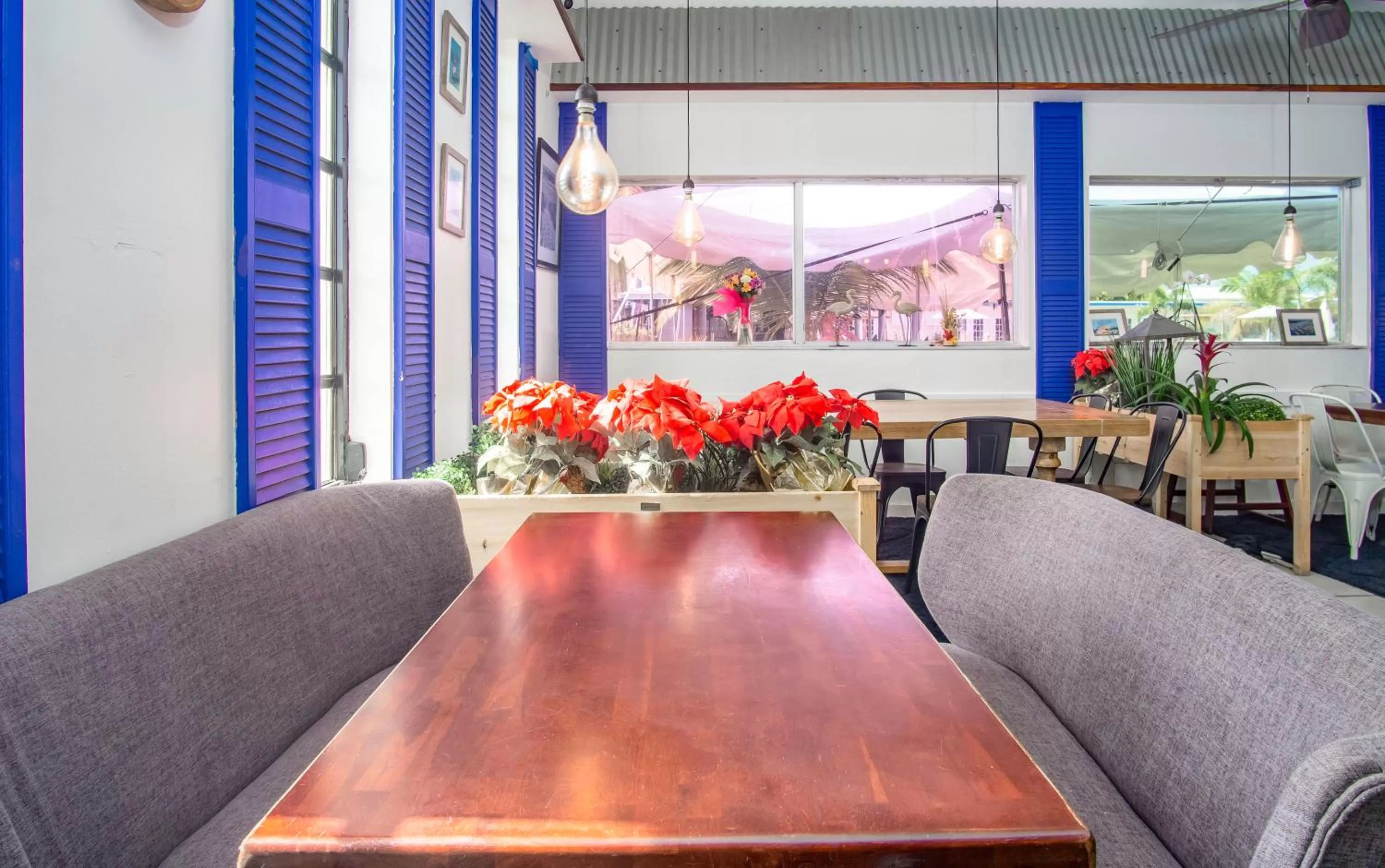 Restaurant/places to eat in Skipjack Resort & Marina