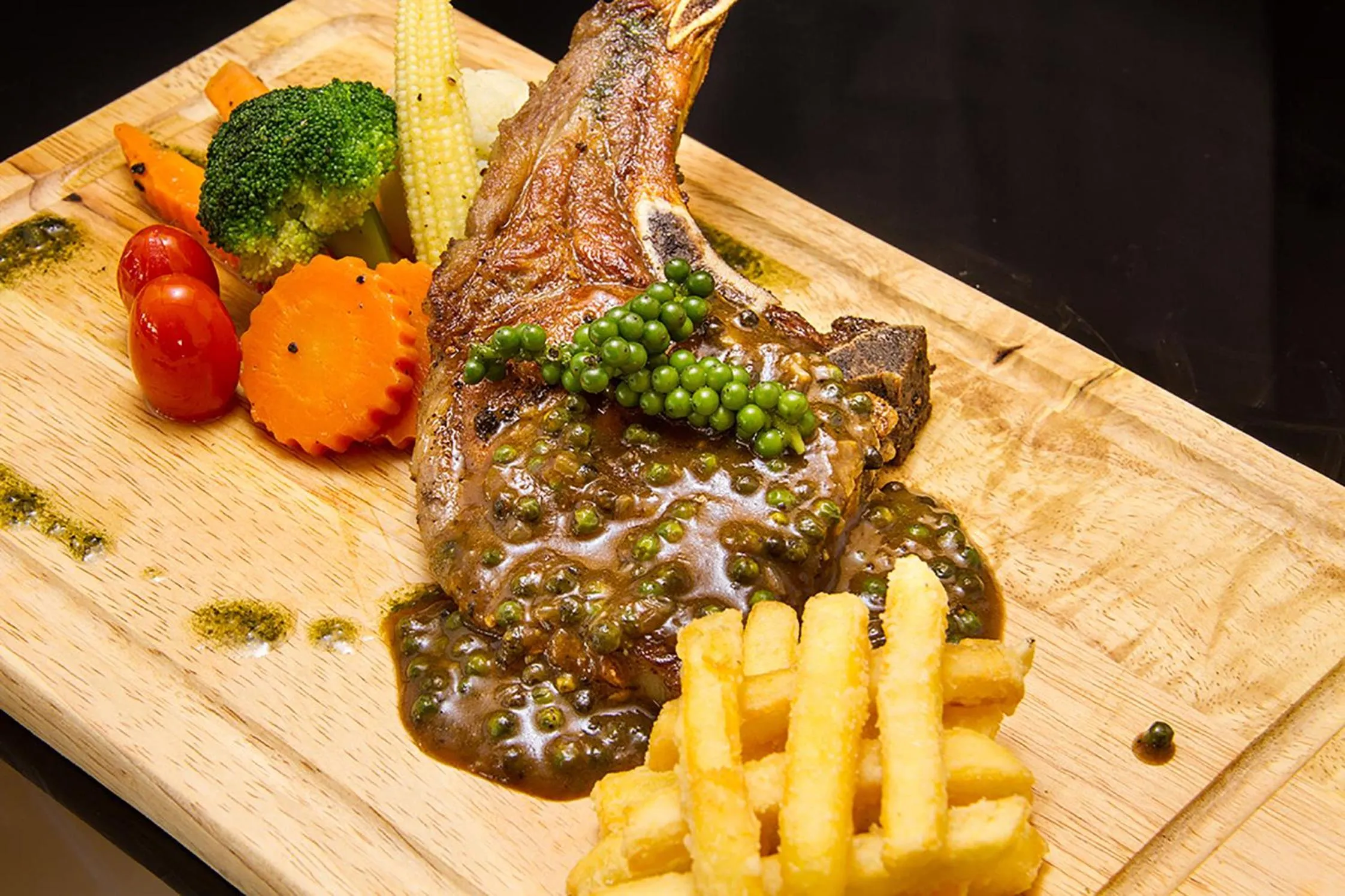 Food in Bestiny Hotel & Restaurant Phetchabun