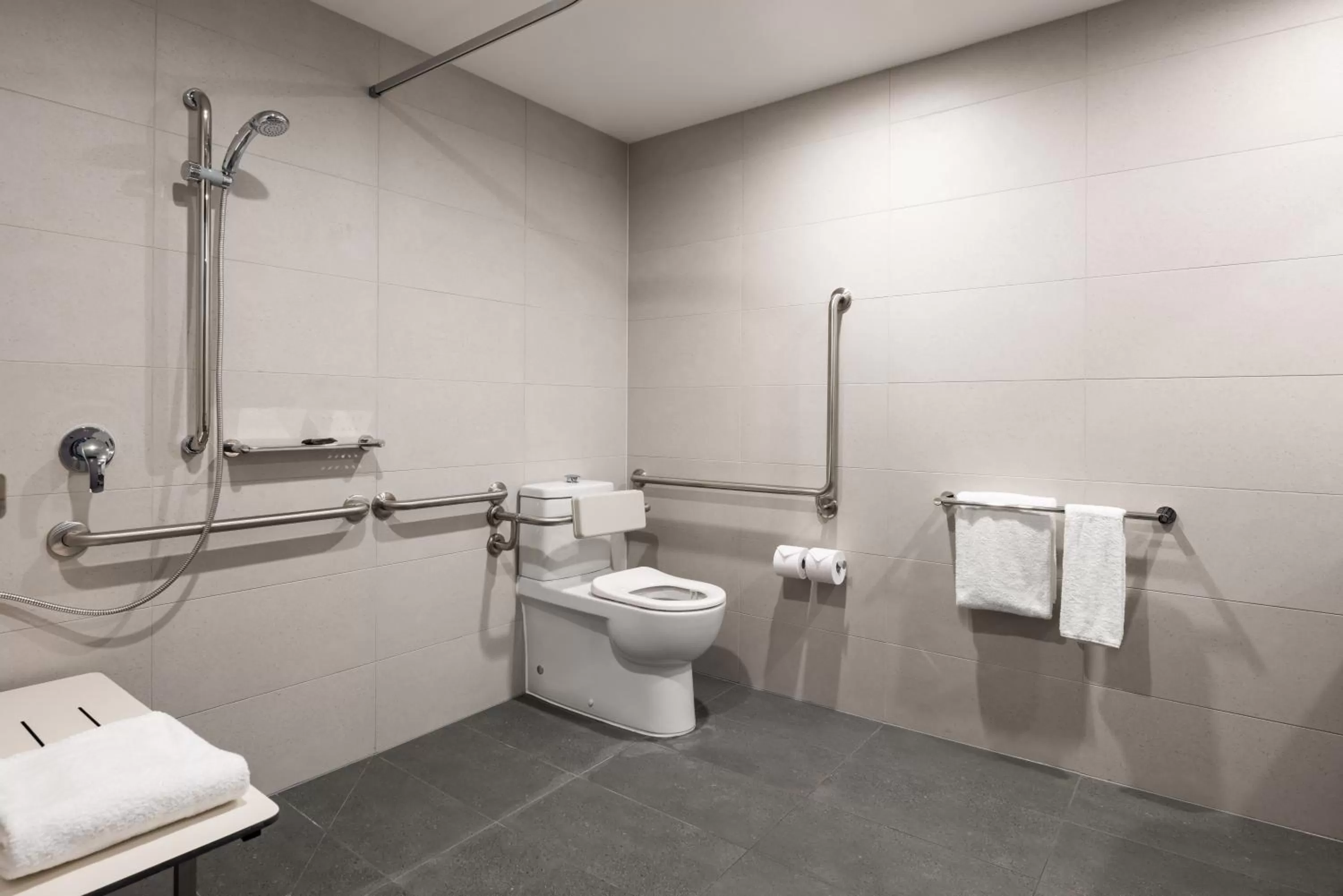 Facility for disabled guests in Novotel Perth Murray Street