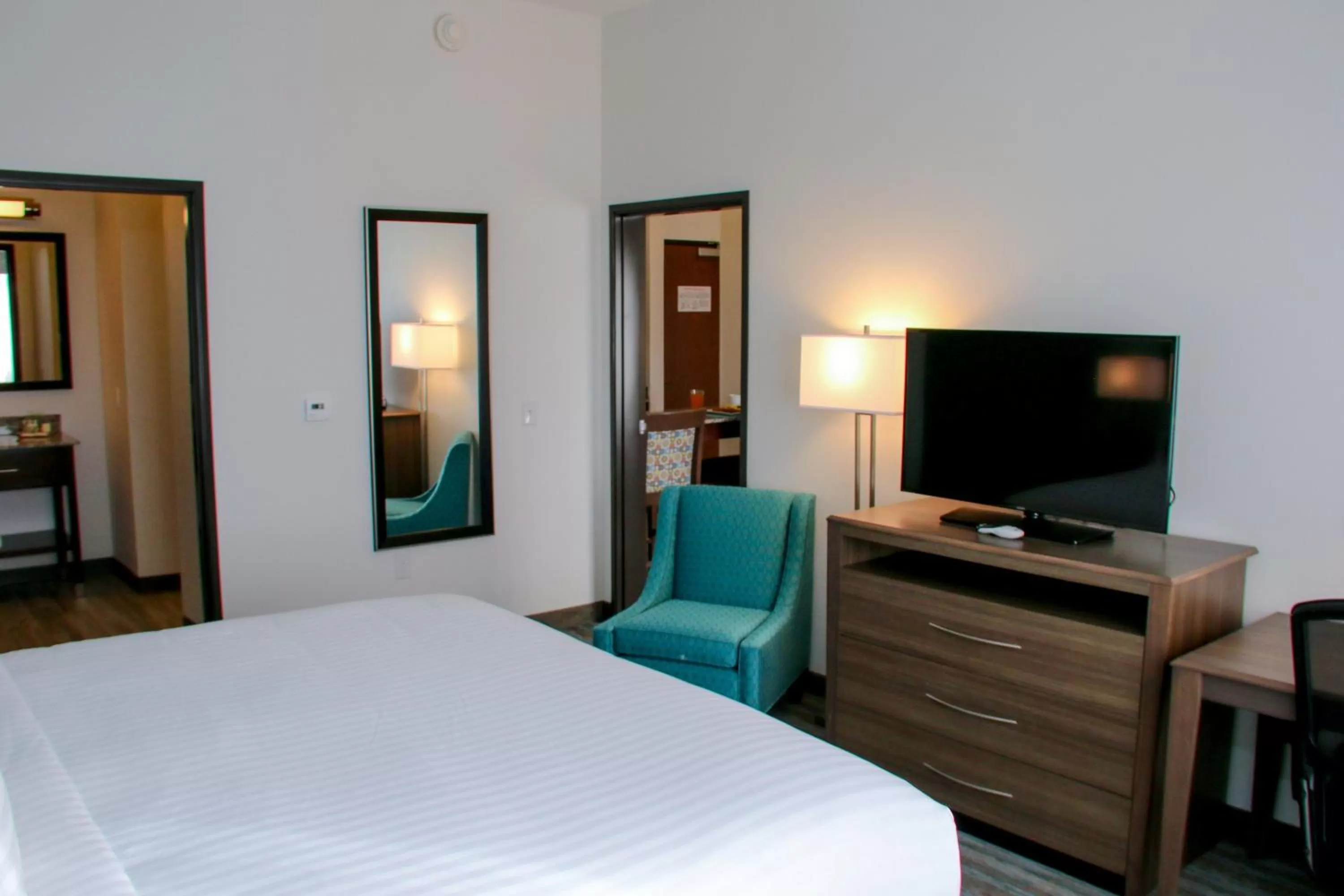 Photo of the whole room, Bed in Holiday Inn & Suites Denver Tech Center-Centennial by IHG