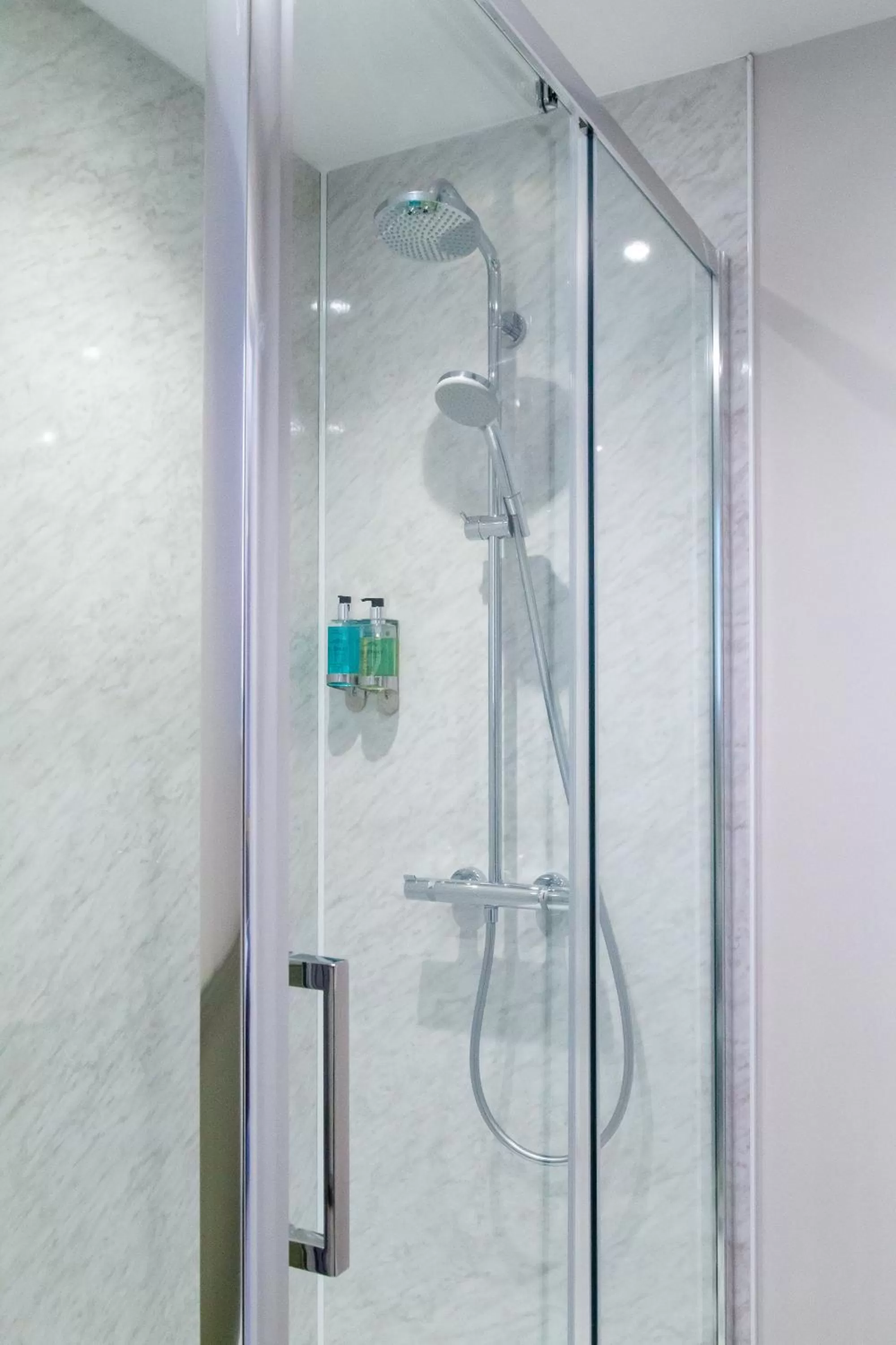 Shower in Goodramgate Apartments
