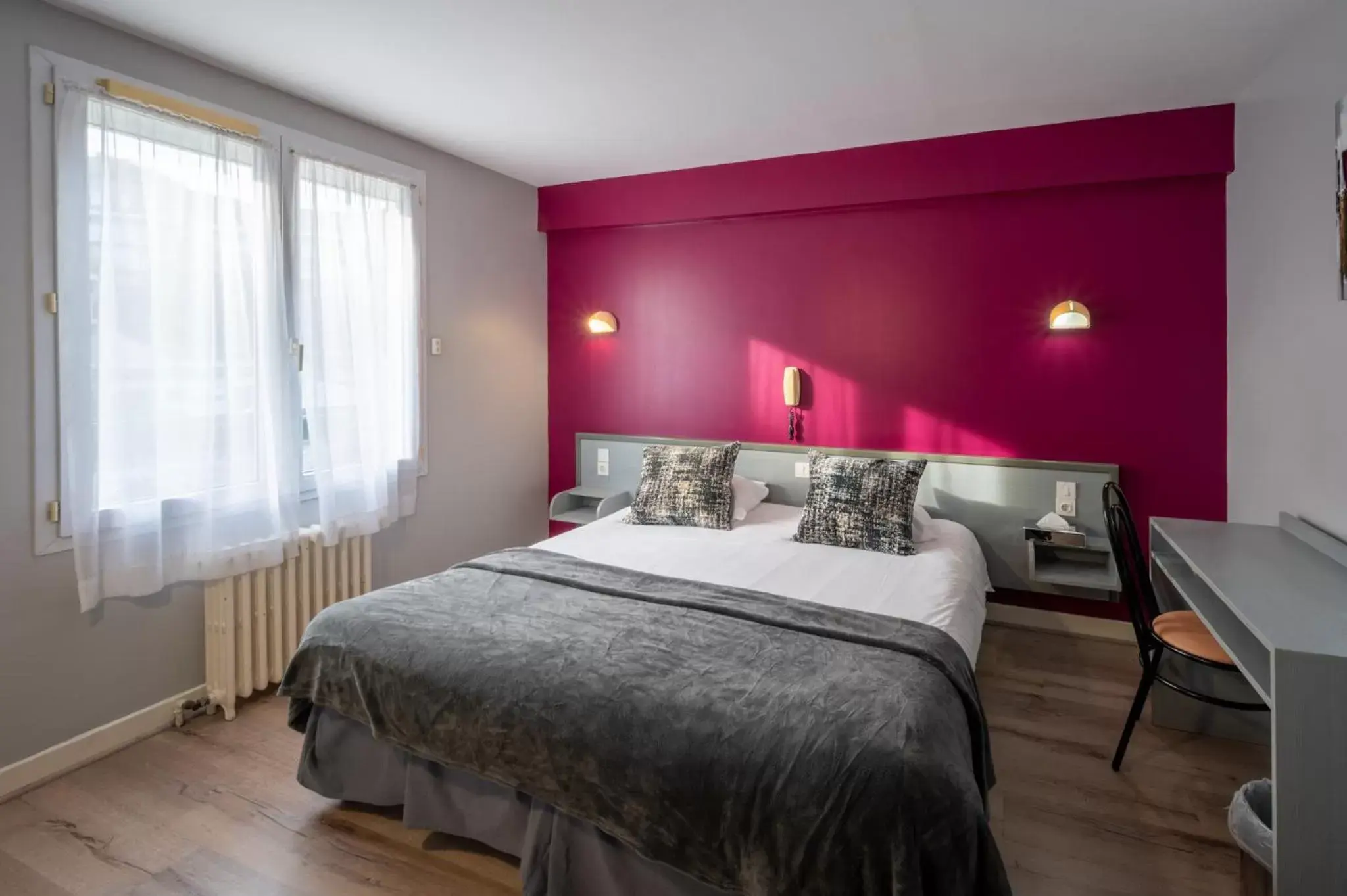 Superior Double Room in Hôtel du Soleil Levant Superior Double Room in Hôtel du Soleil Levant