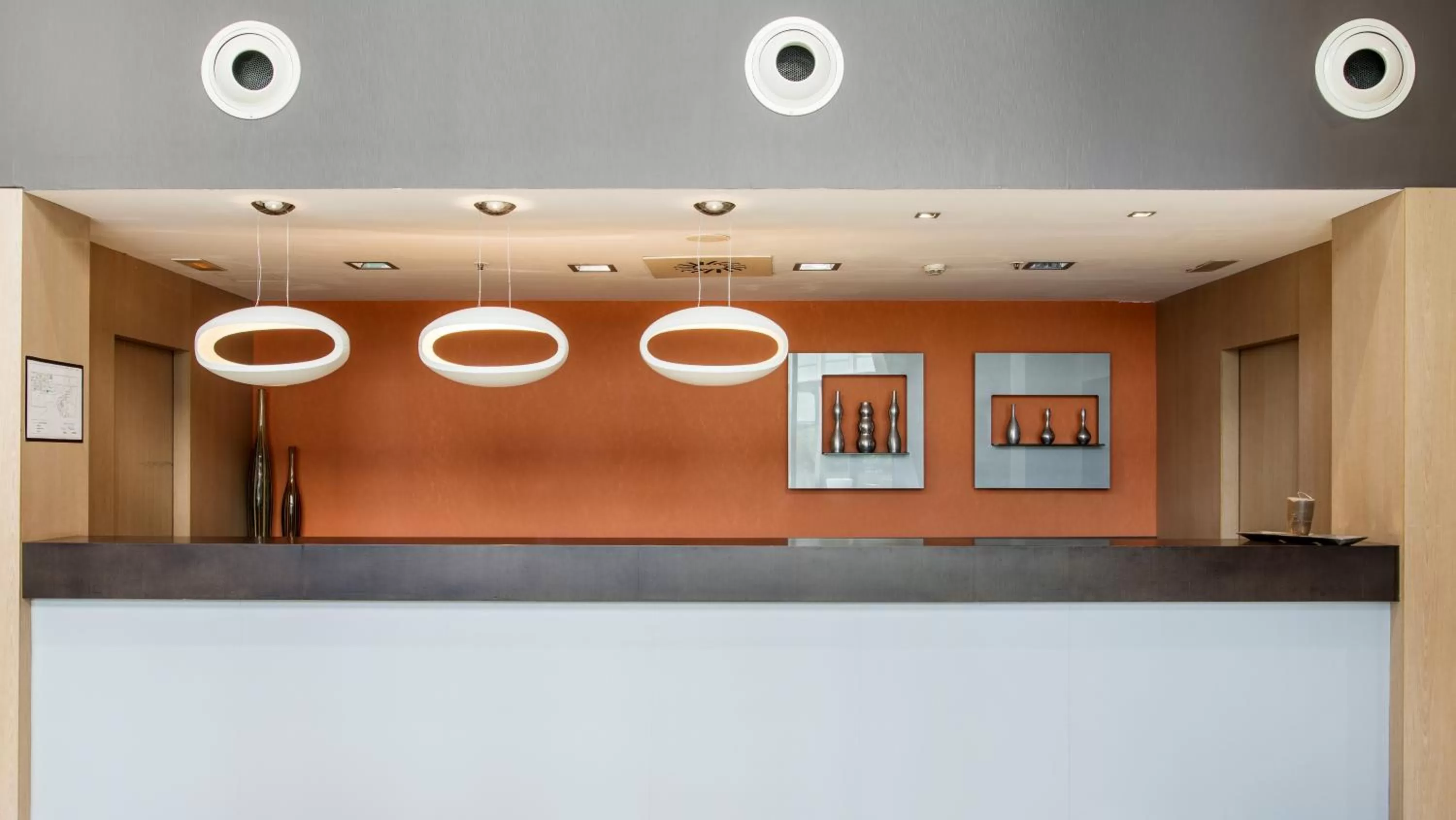 Lobby or reception in Ilunion Aqua 3