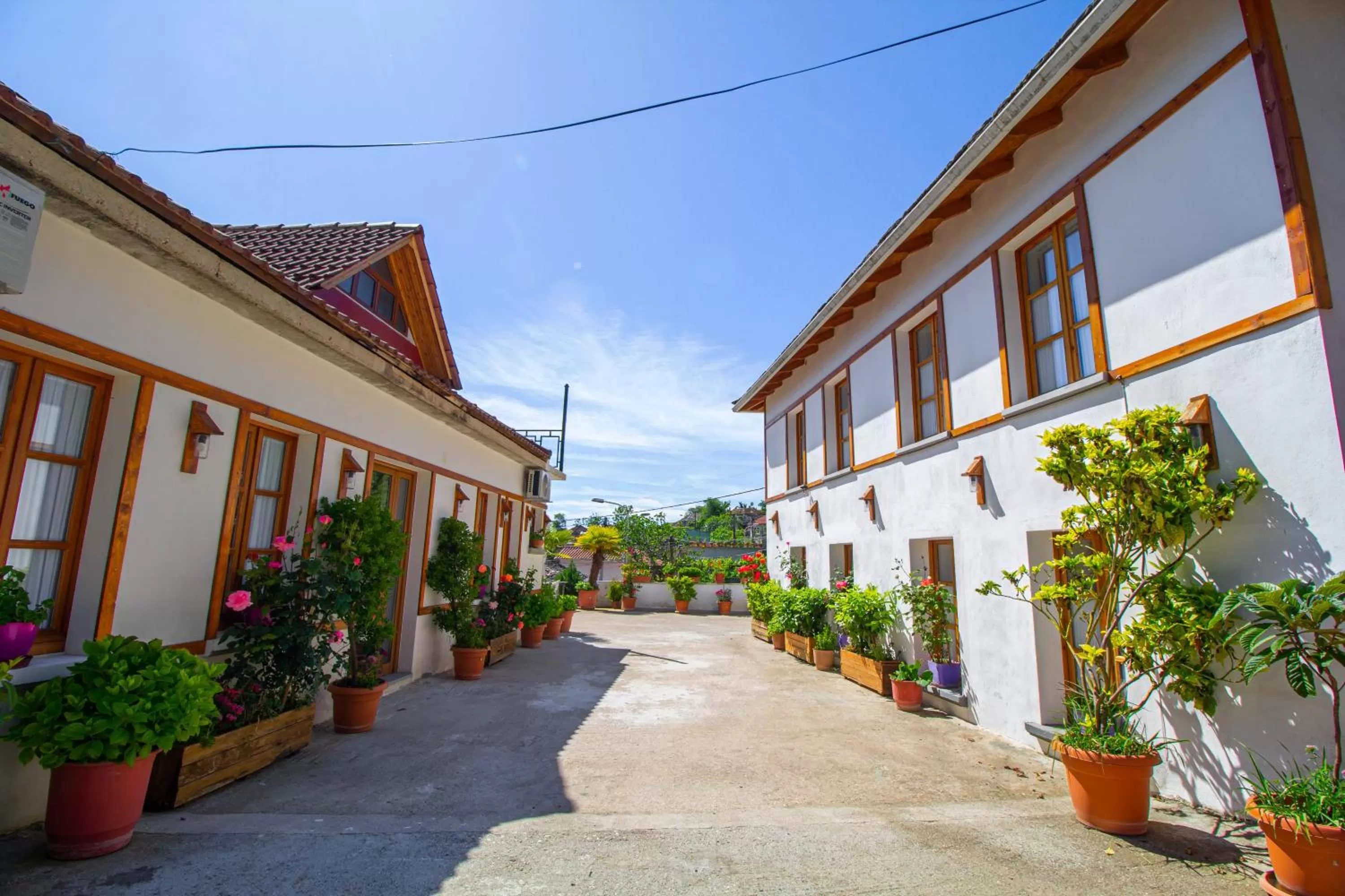 Property Building in Hotel Bebej Tradicional