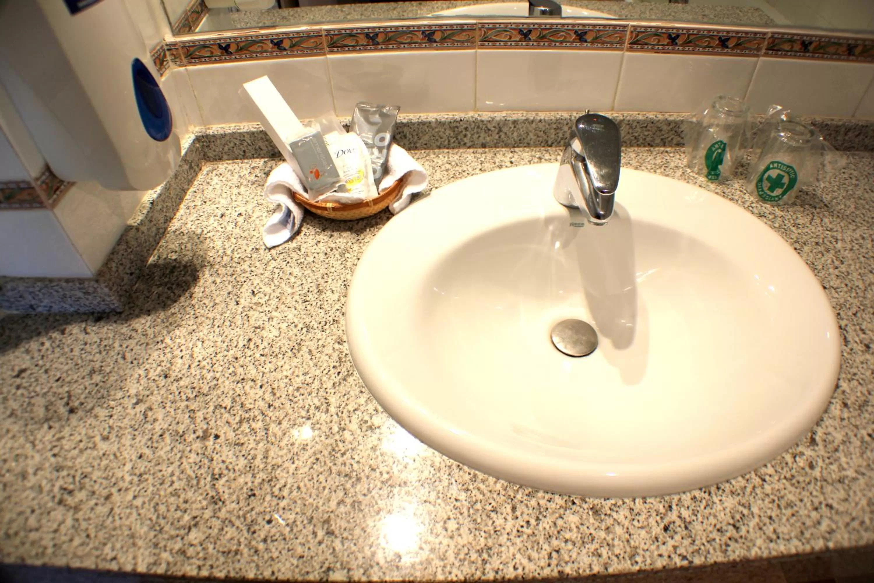 Bathroom in Hotel Kandahar