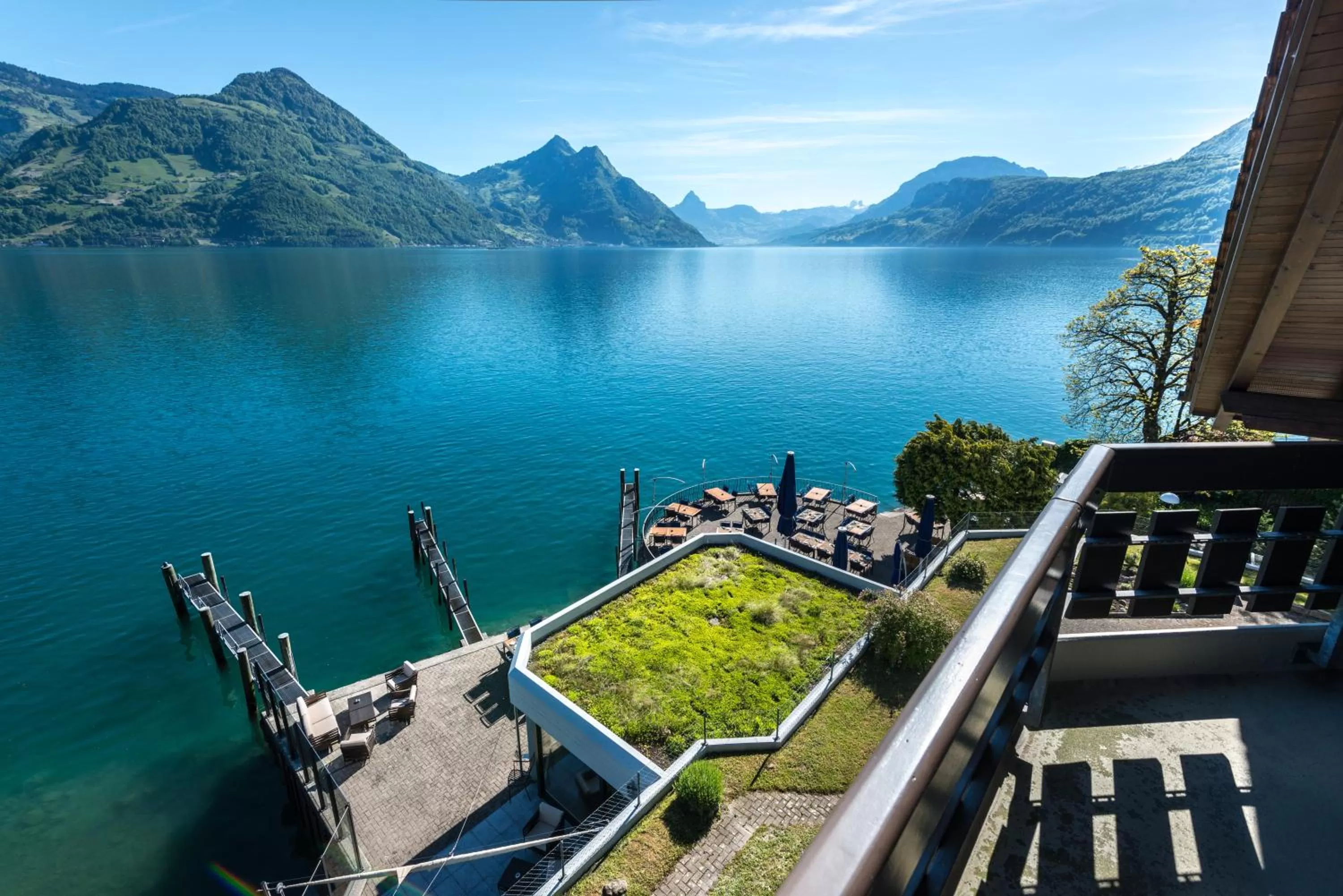 Lake view in Hotel Nidwaldnerhof direkt am See