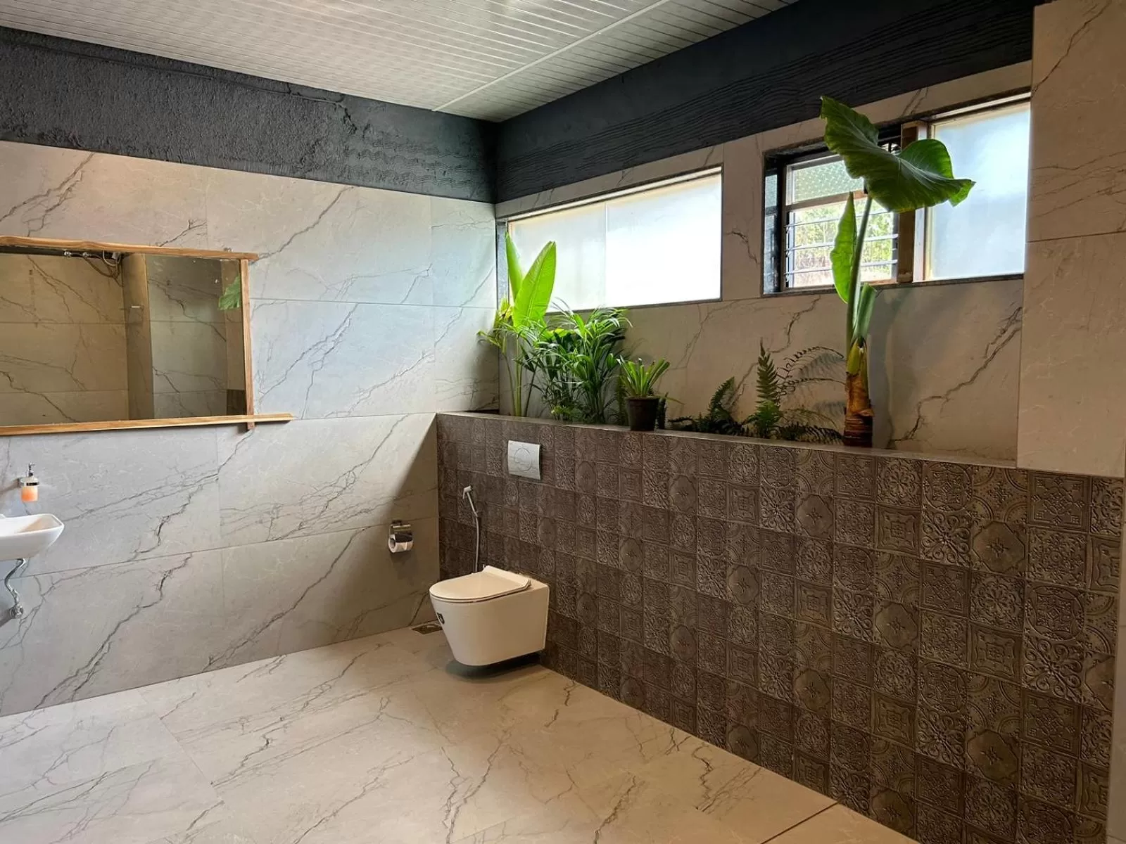 Bathroom in Saveda Farm & Cottages