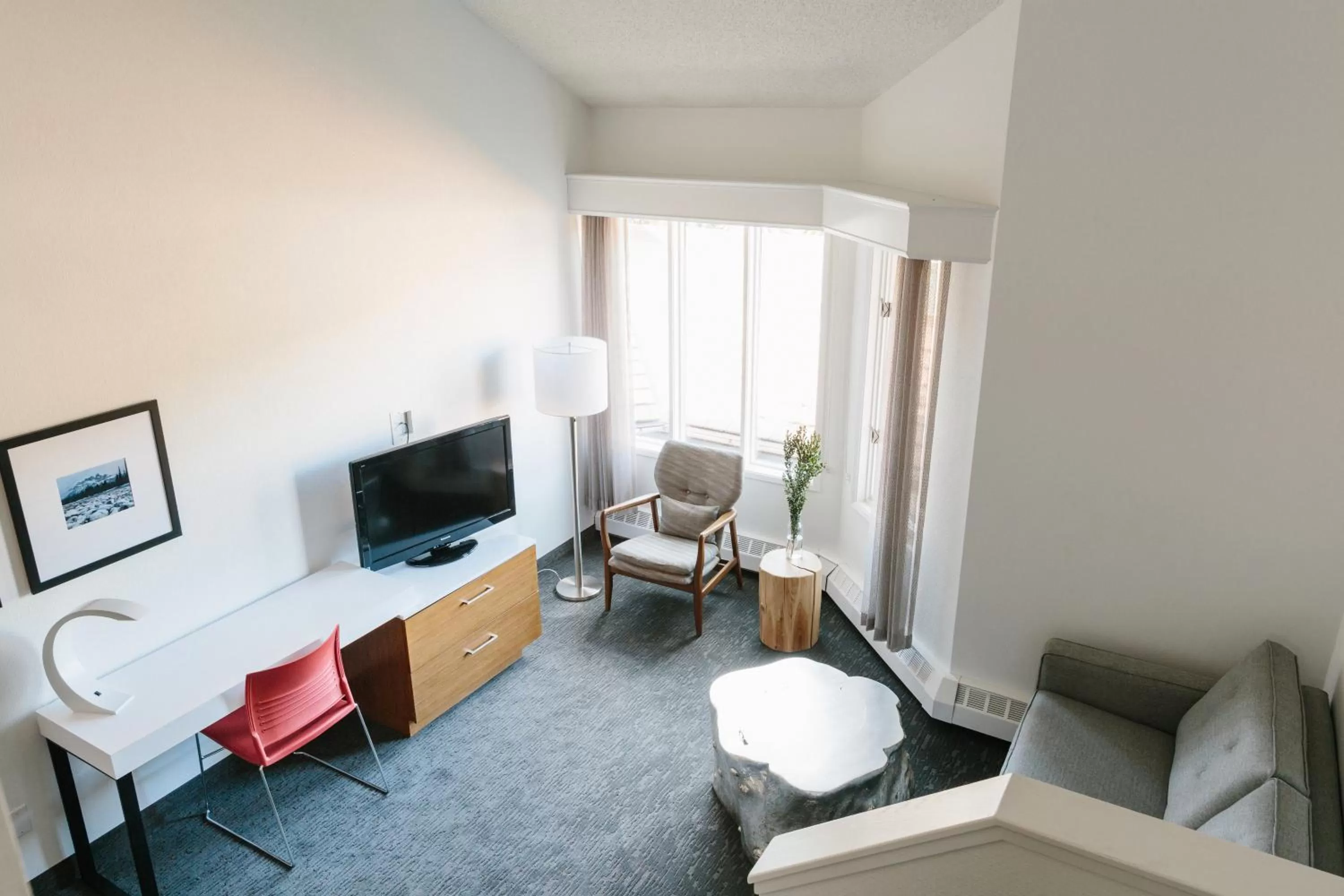 TV and multimedia in Elk + Avenue Hotel