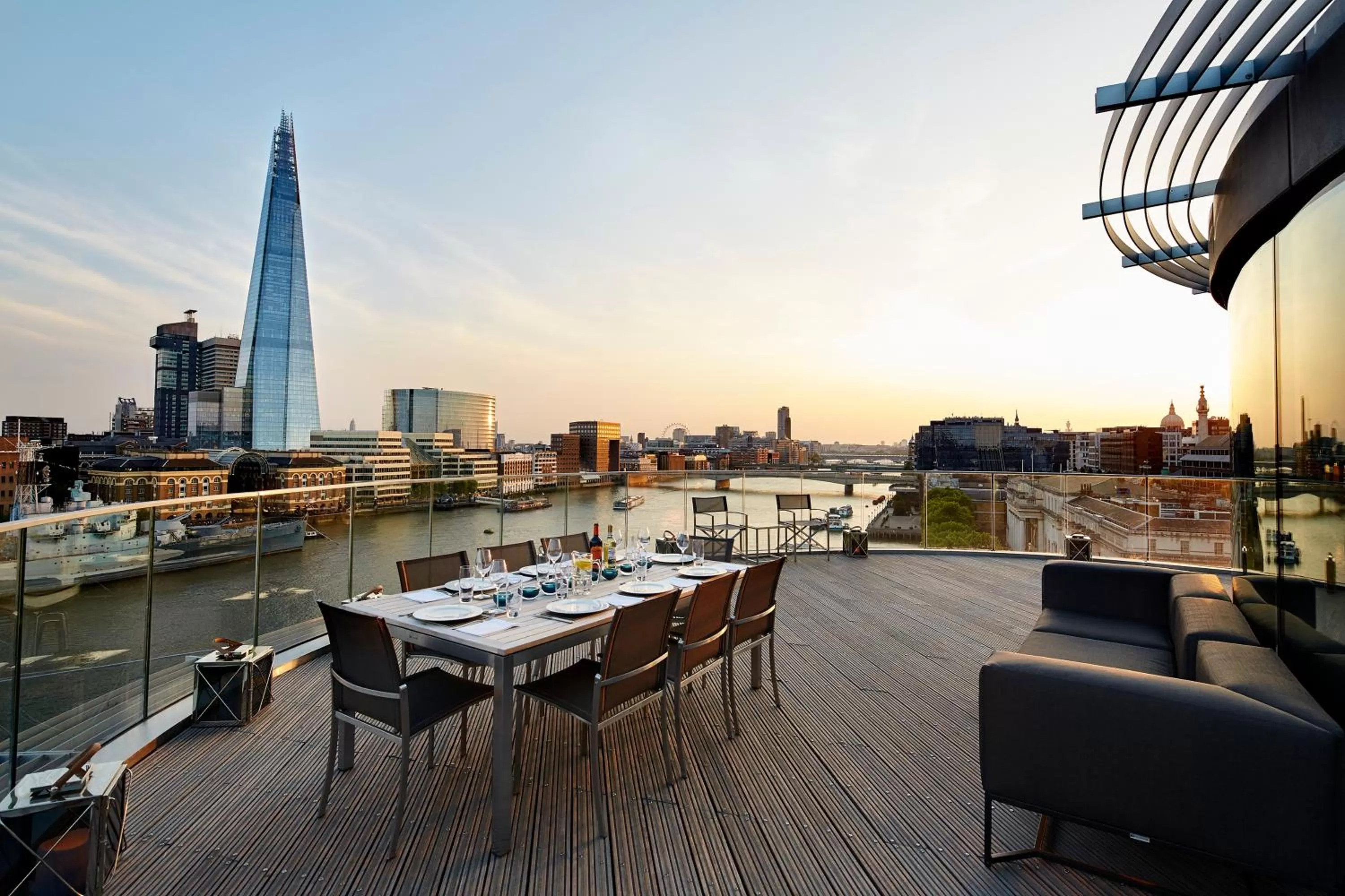 Balcony/Terrace in Cheval Three Quays at The Tower of London