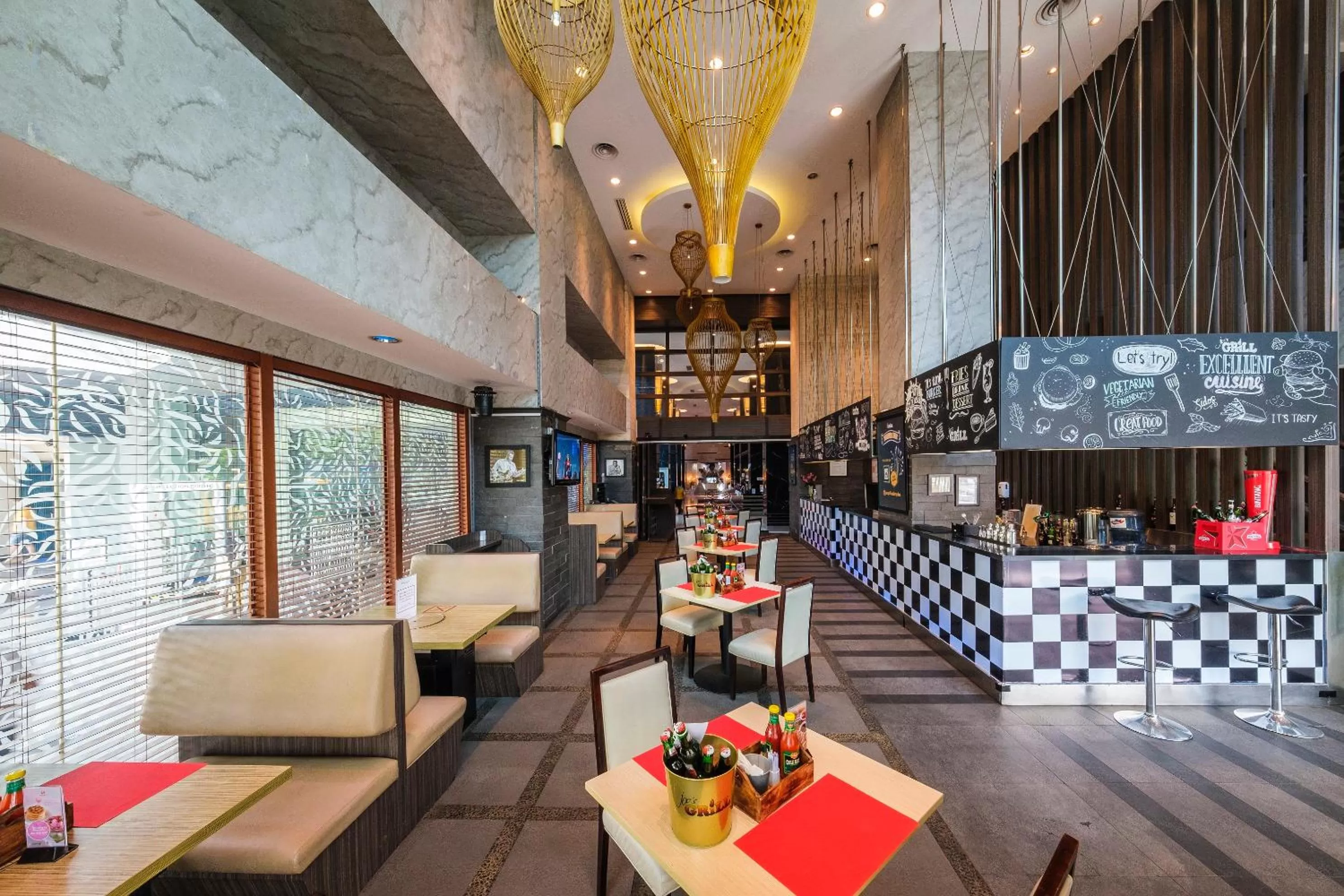 Restaurant/places to eat in Swiss-Belhotel Mangga Besar