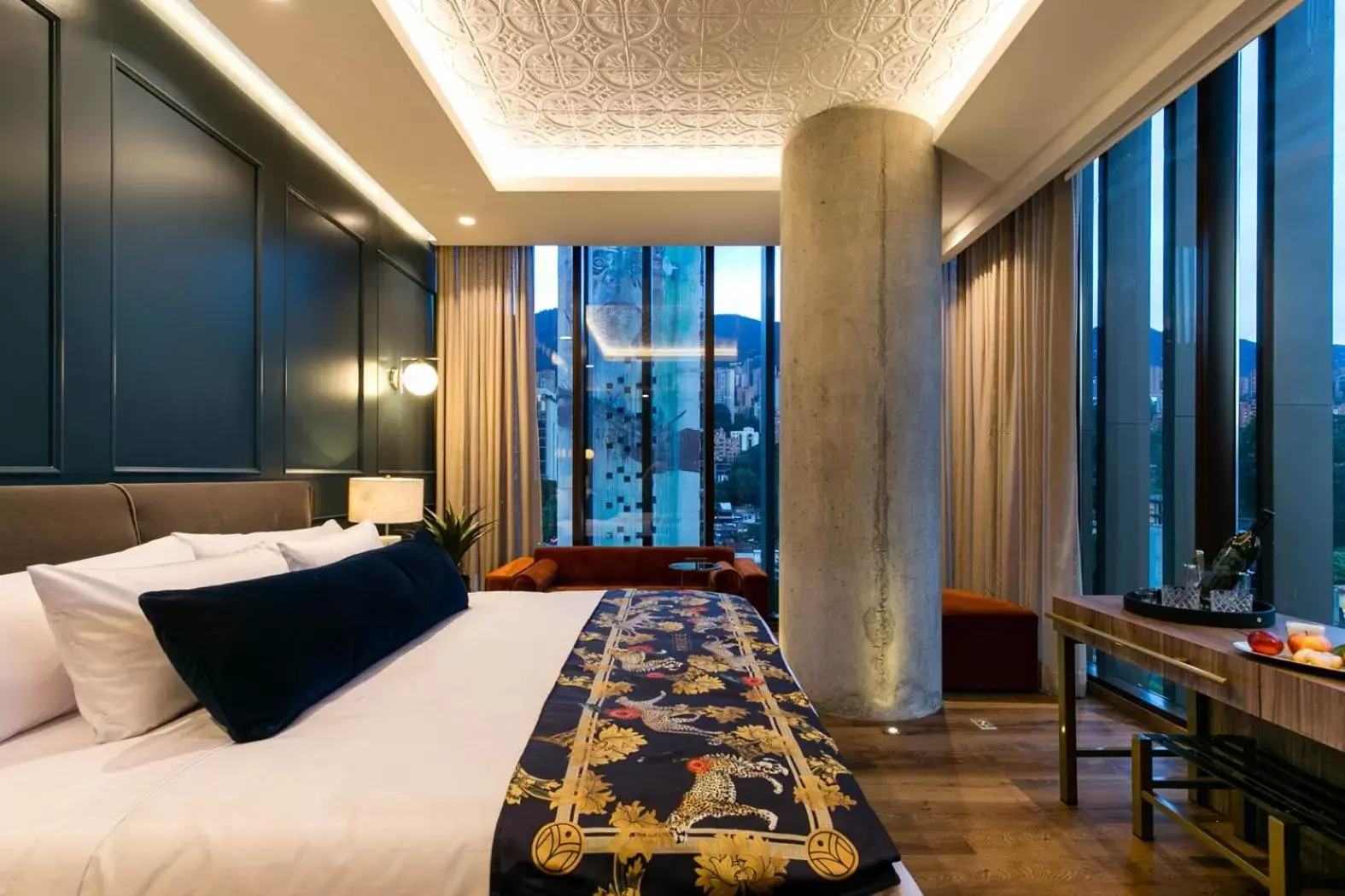 Corner King Suite High Floor in Hotel Marquee Medellín Corner King Suite High Floor in Hotel Marquee Medellín