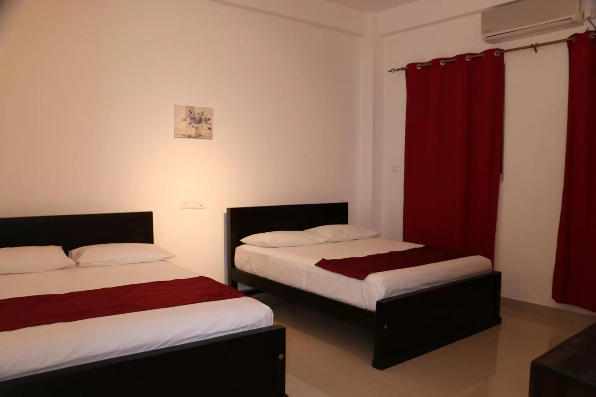 Bed in Kandy Rivers Edge Nature Resort