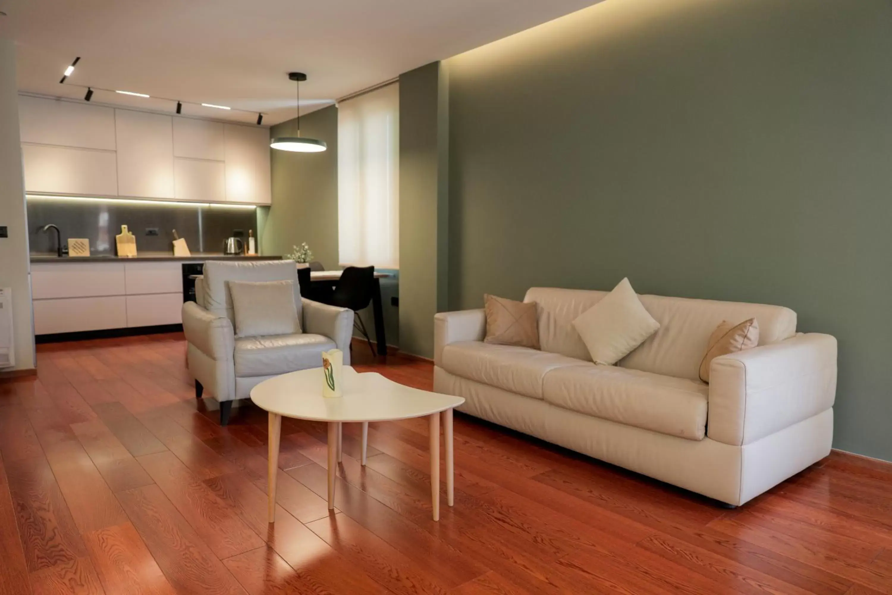 Deluxe Apartment in Artistic Tirana Blloku Deluxe Apartment in Artistic Tirana Blloku