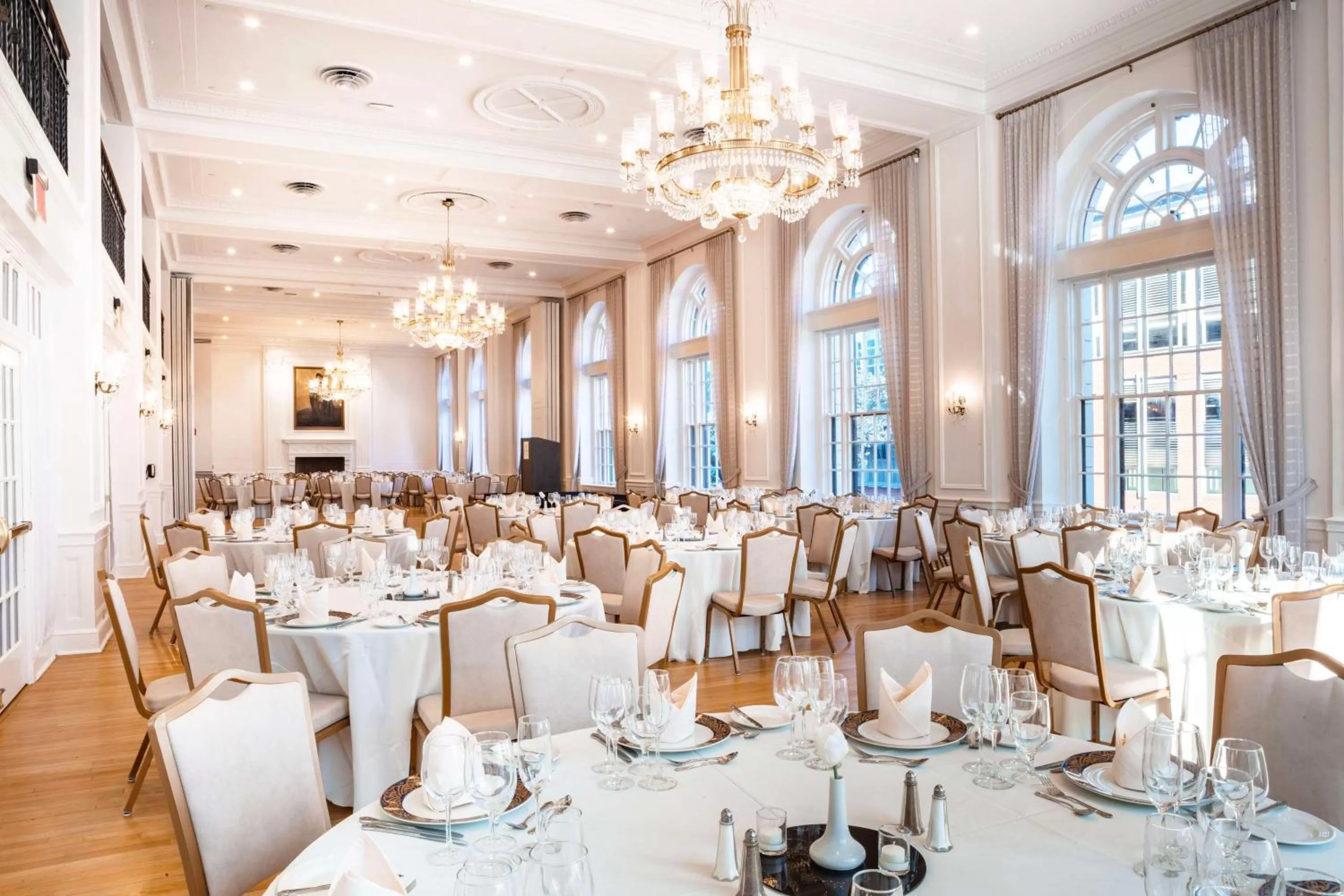 Meeting/conference room in The Yorktowne Hotel, Tapestry Collection by Hilton