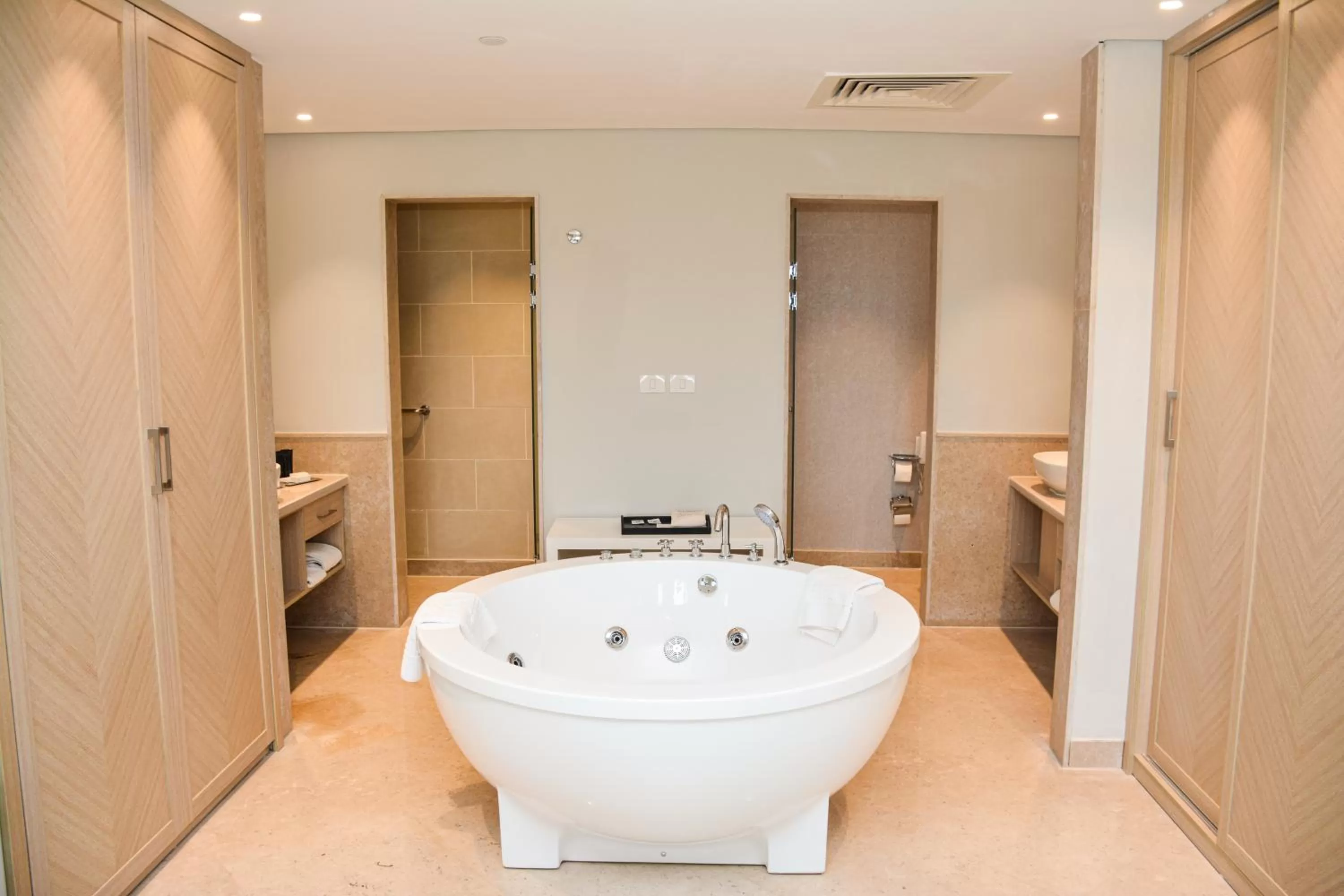 Toilet in Steigenberger Aldau Beach Hotel