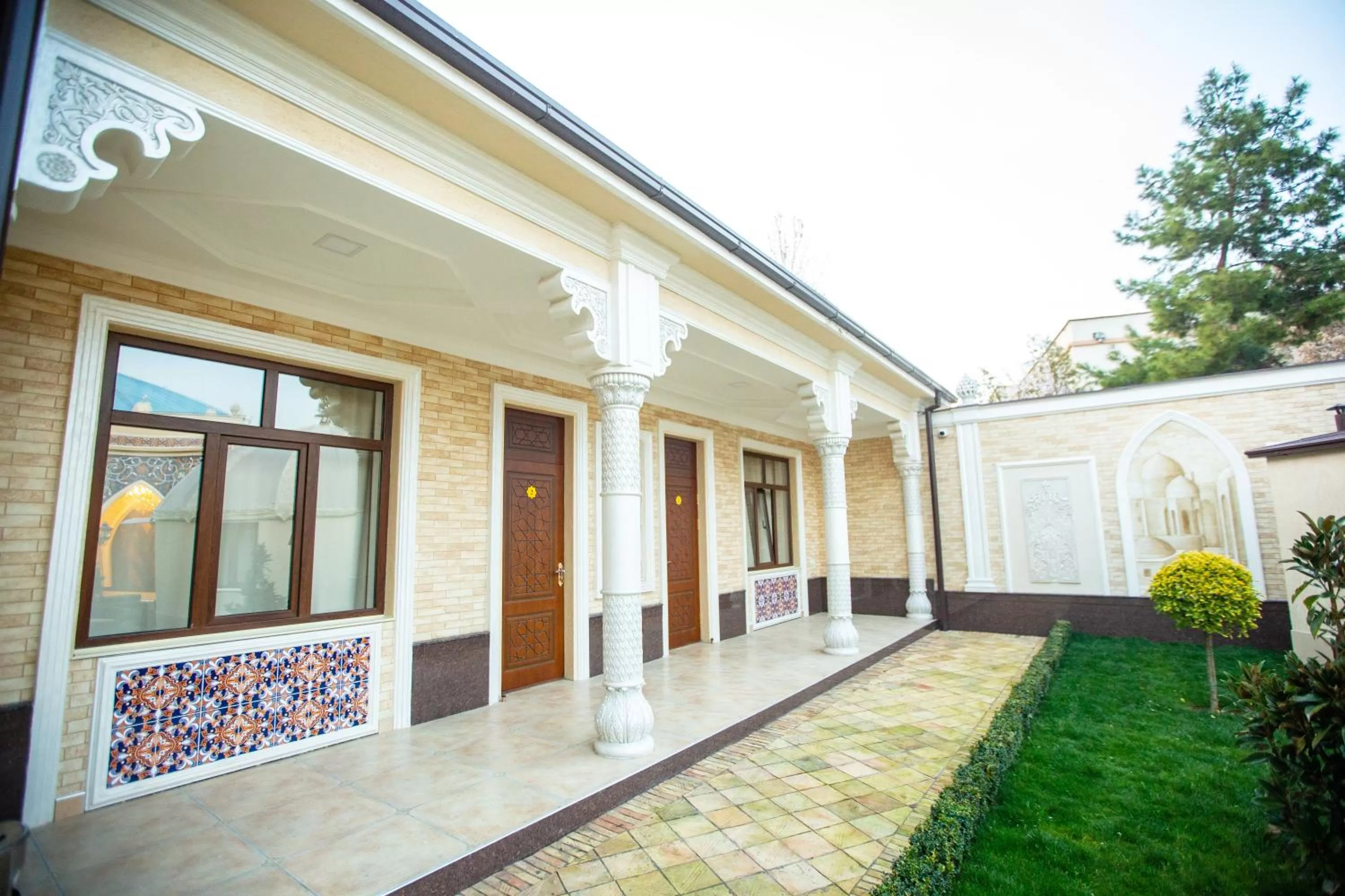 Garden in Mirzo Boutique Hotel