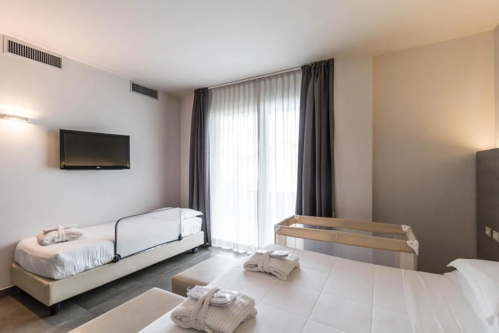 Bedroom, Bed in Bellettini Hotel