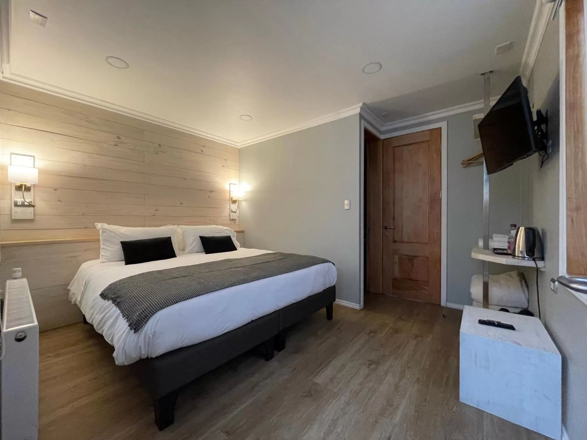 Bed in Hostal Boutique Puerta Roja