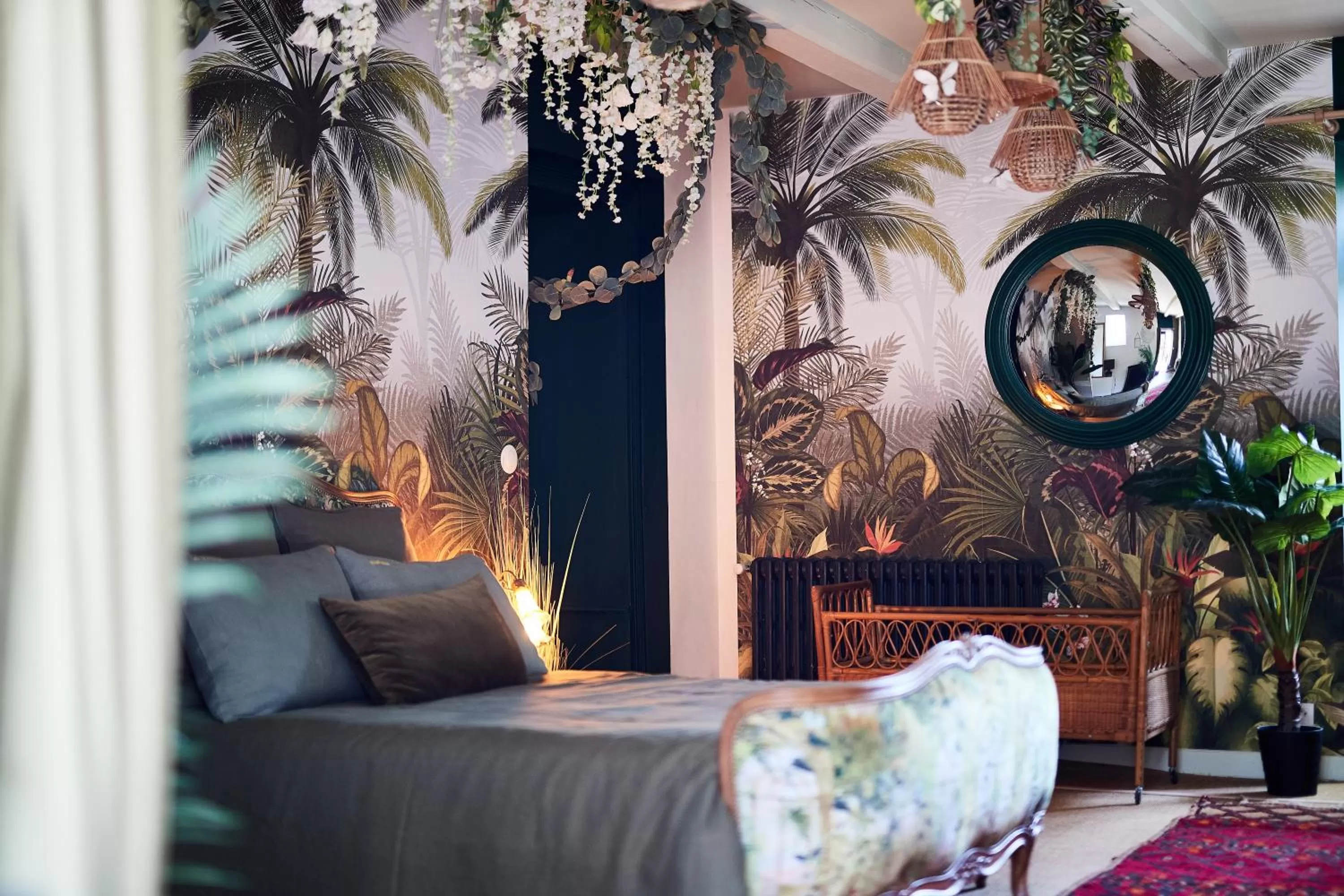 Photo of the whole room in la_grande_guerais