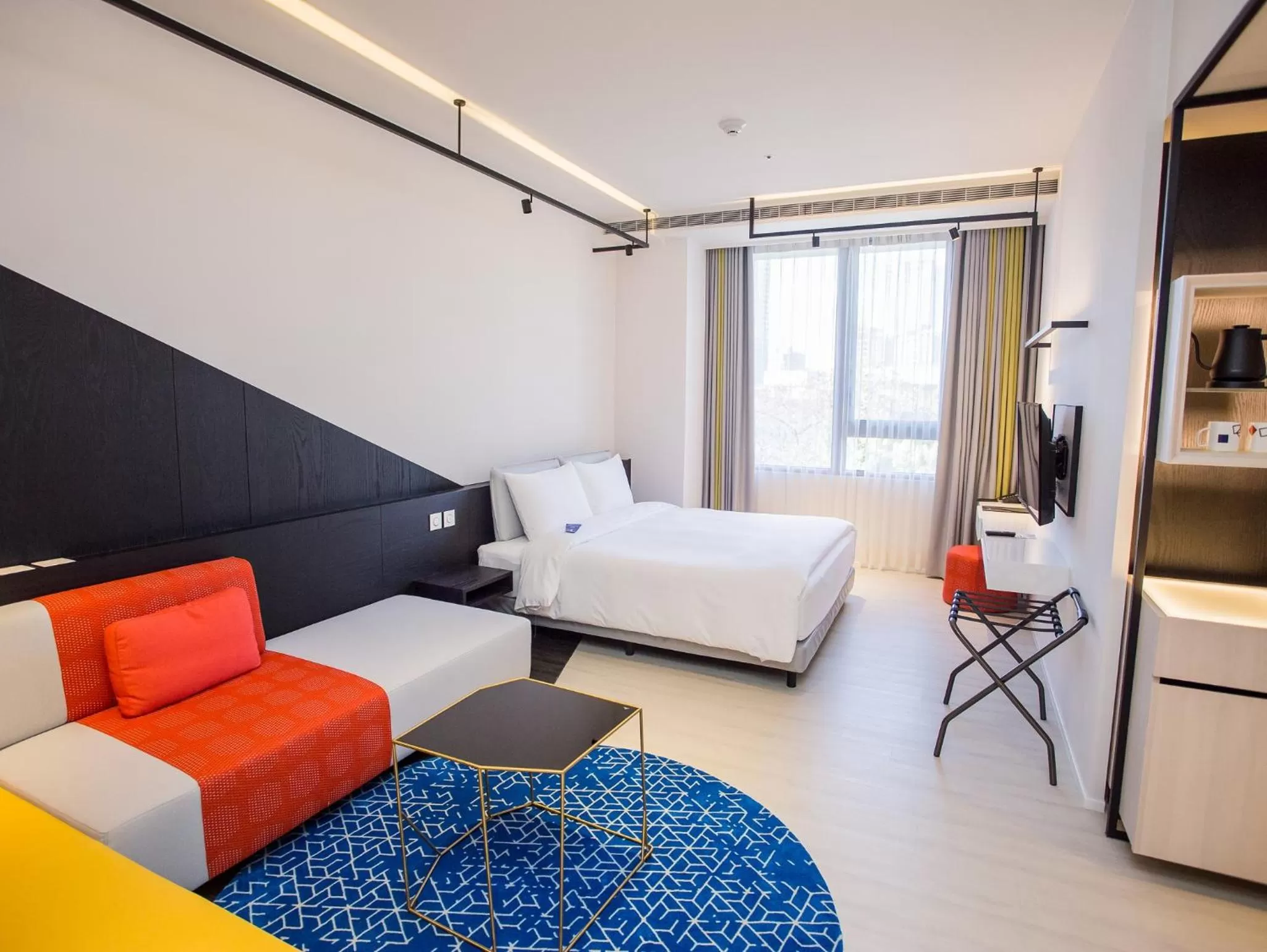 Photo of the whole room, Bed in The Place Taichung