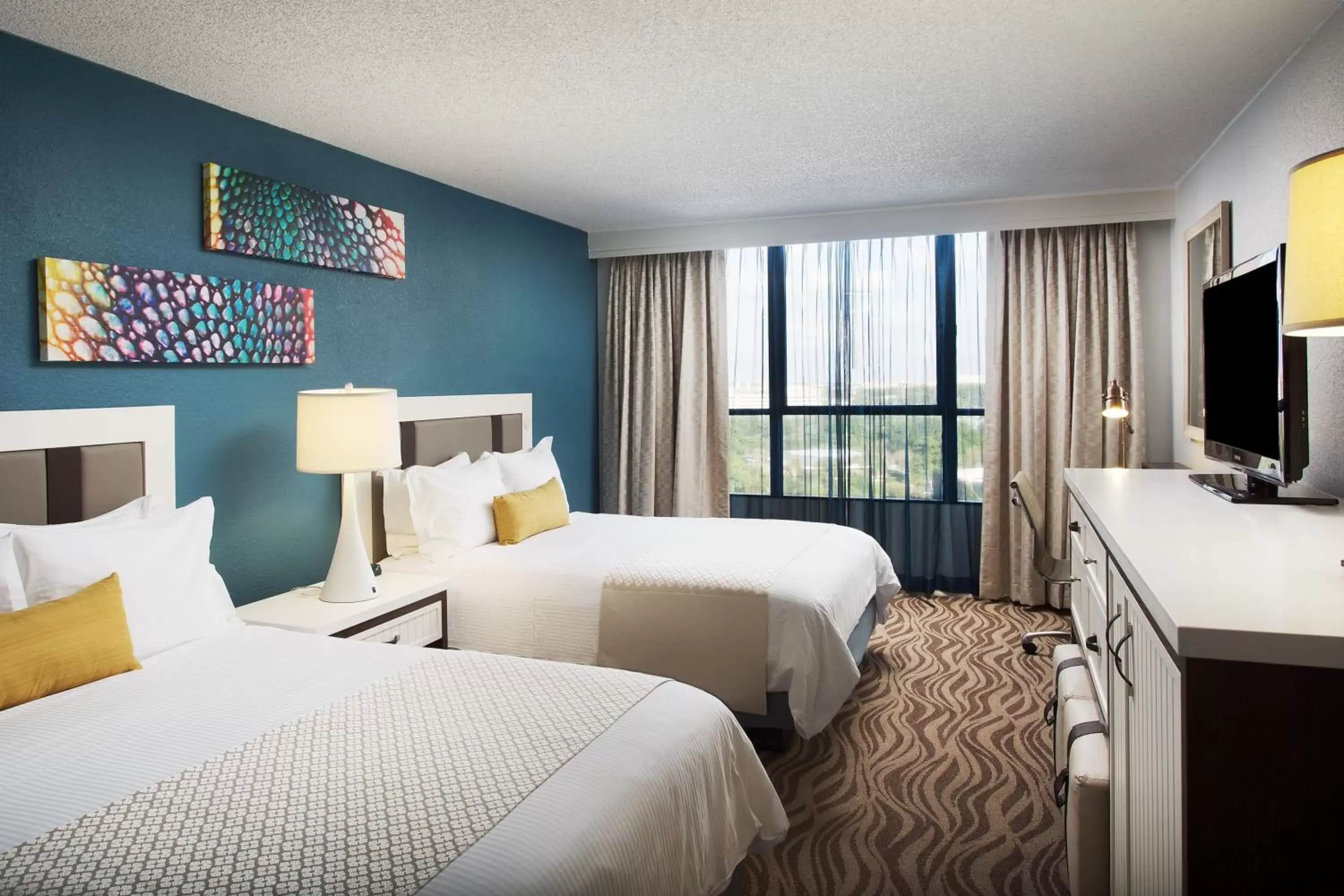 Queen Room with Disney View in Wyndham Lake Buena Vista – Disney Springs® Area Queen Room with Disney View in Wyndham Lake Buena Vista – Disney Springs® Area