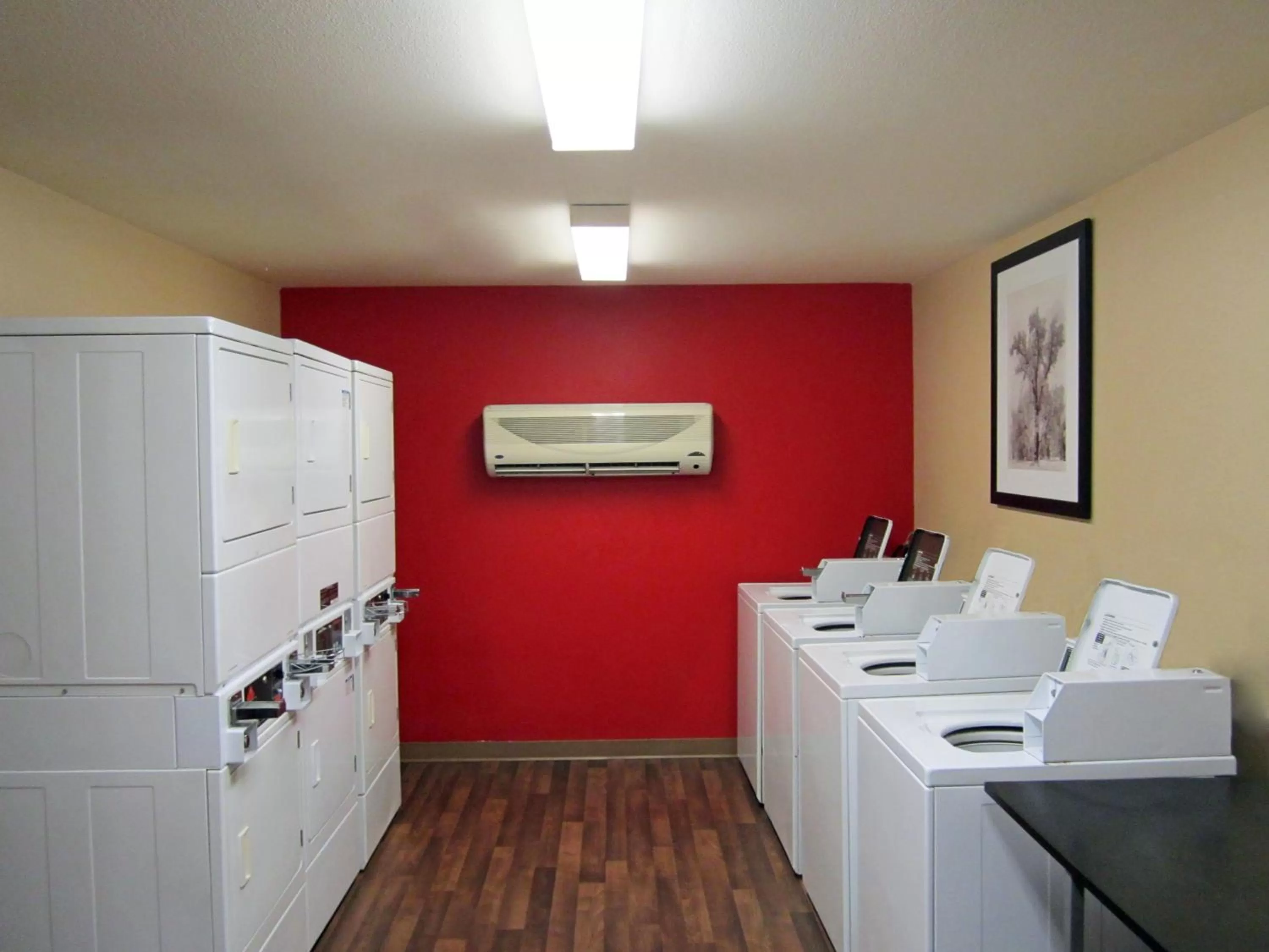 Area and facilities in Extended Suites - Orange County - Anaheim Hills