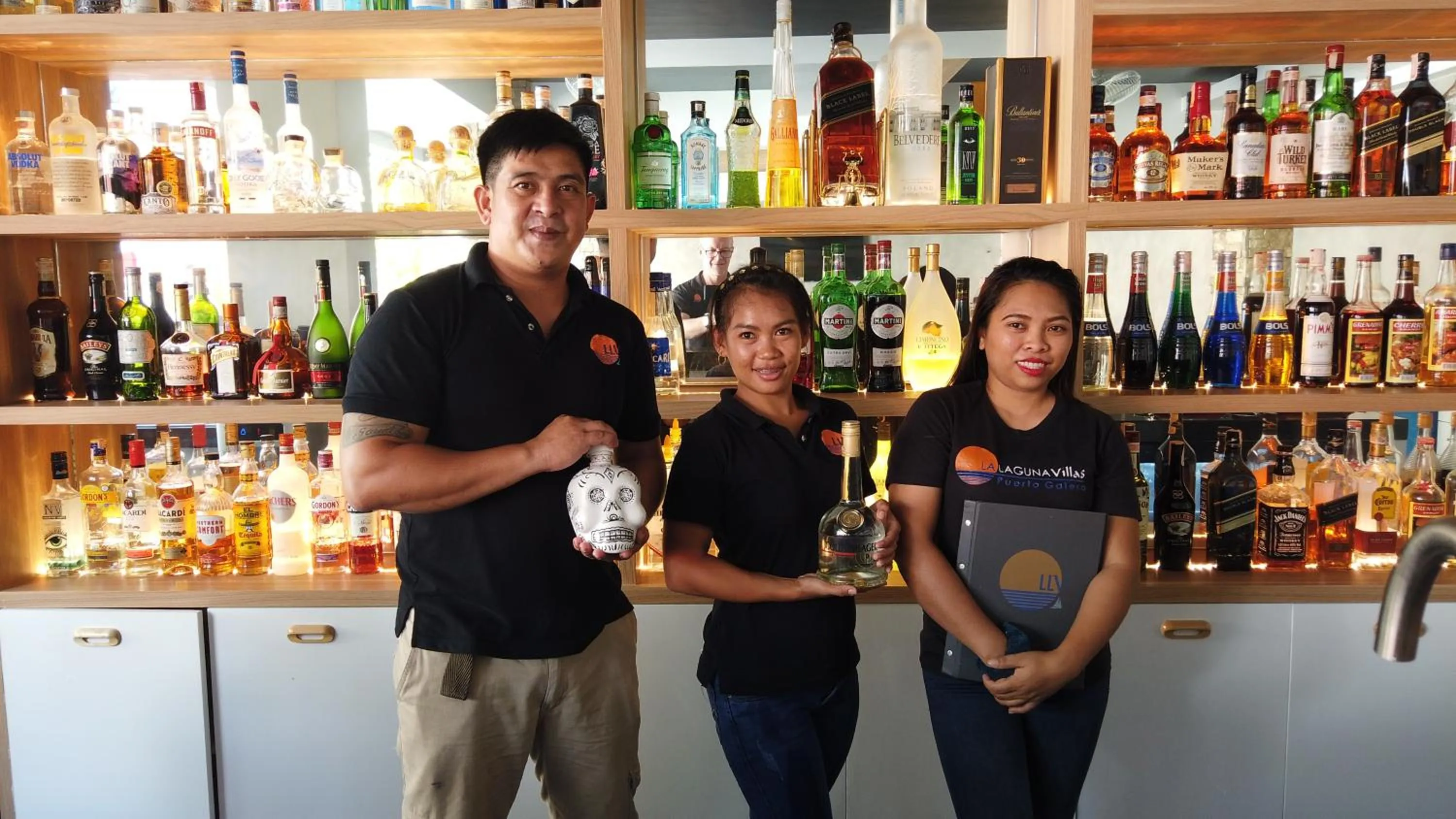 Lounge or bar in Lalaguna Villas Luxury Dive Resort and Spa