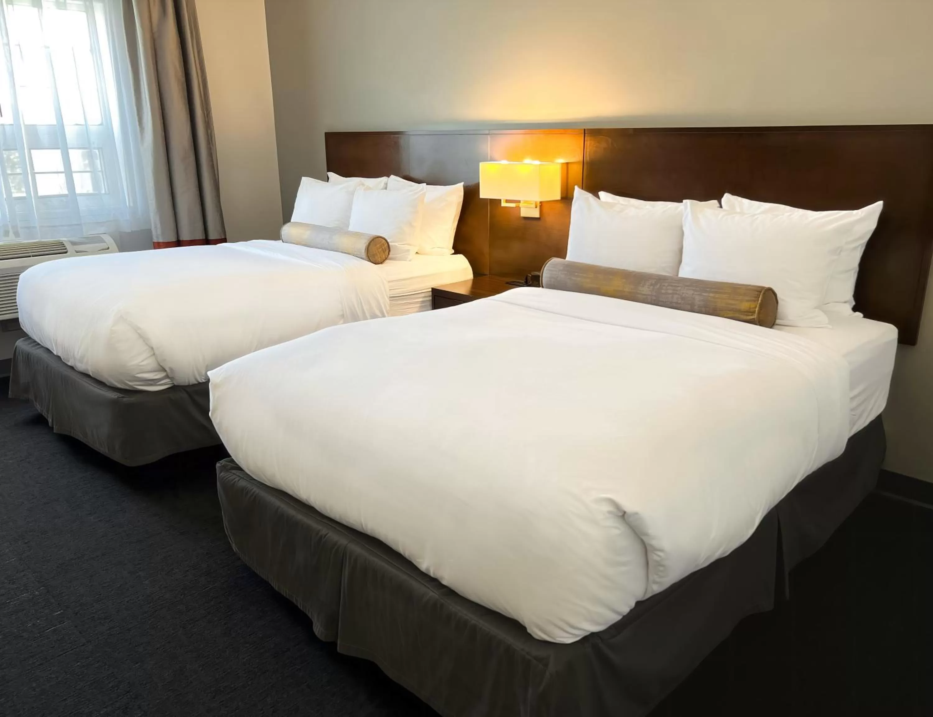 Bed in Edgewater Hotel