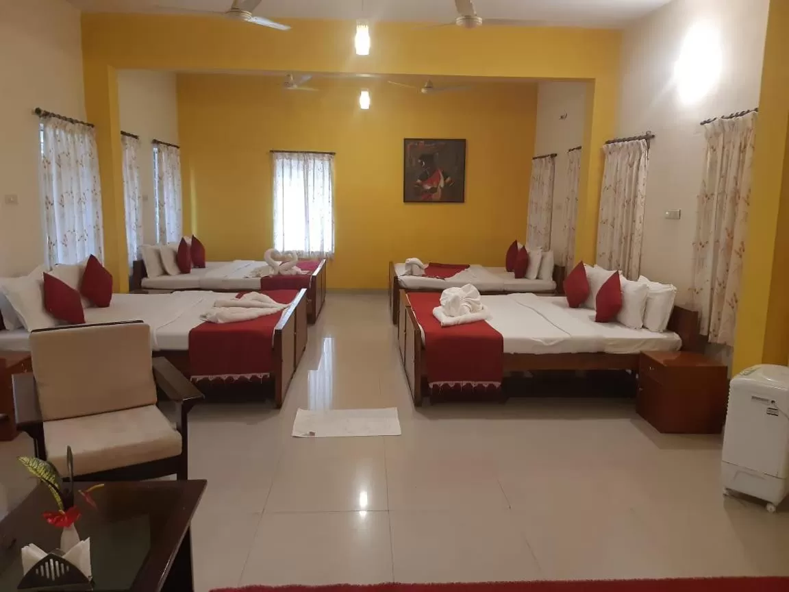 KSTDC Hotel Mayura Velapuri Belur