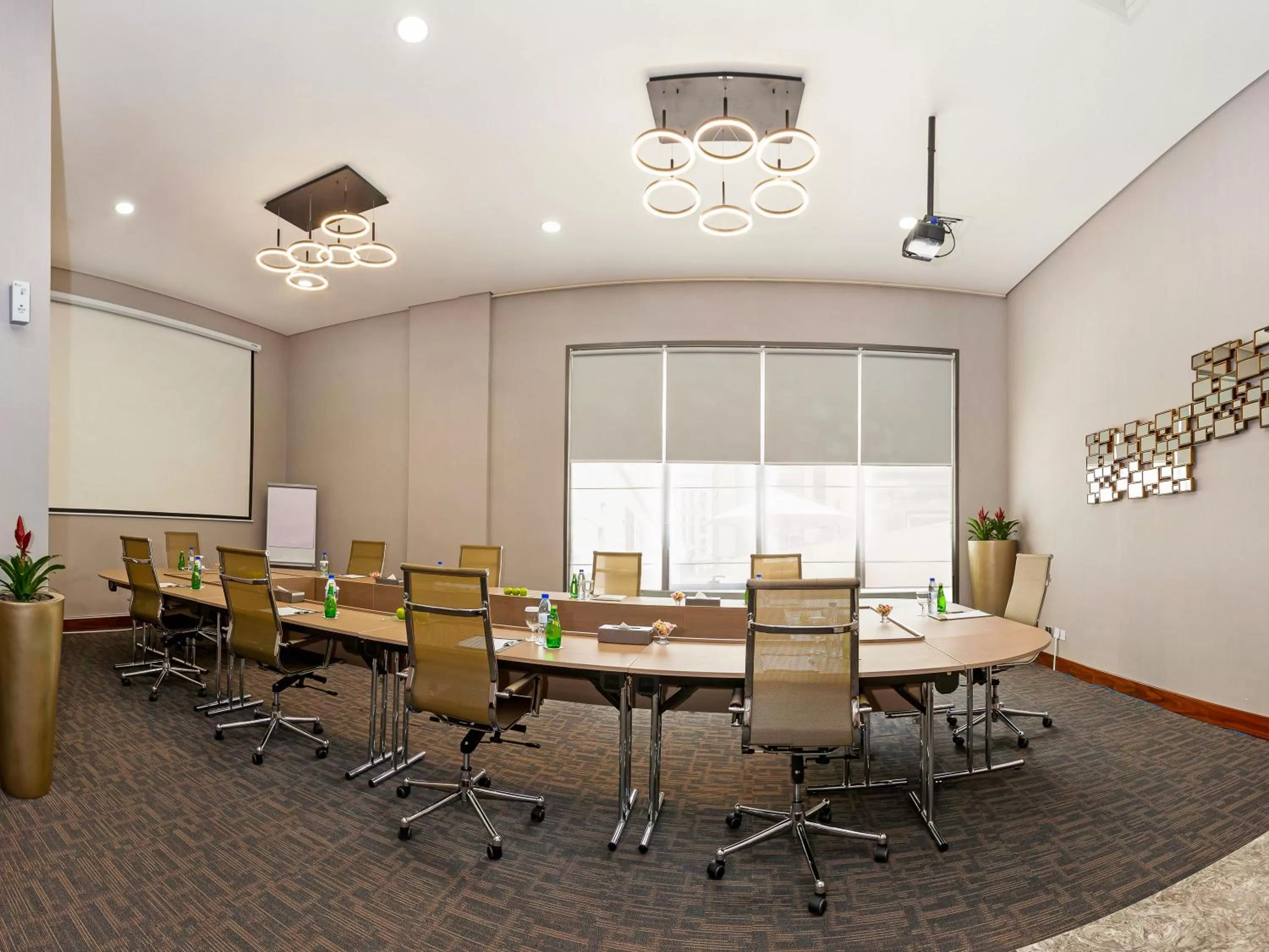 Business facilities in Flora Al Barsha Hotel At The Mall