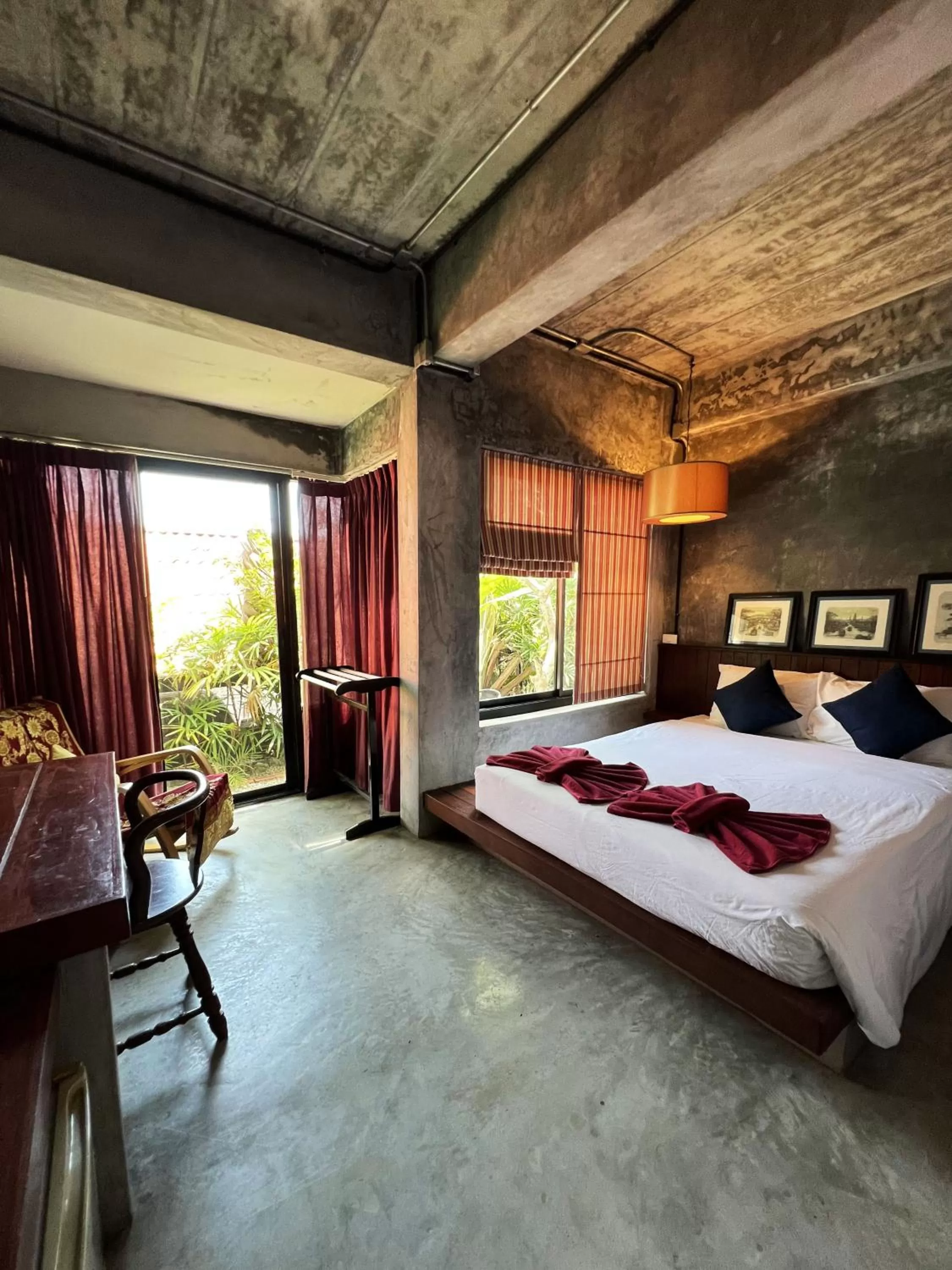 Bed in Aonang Third Place Hometel