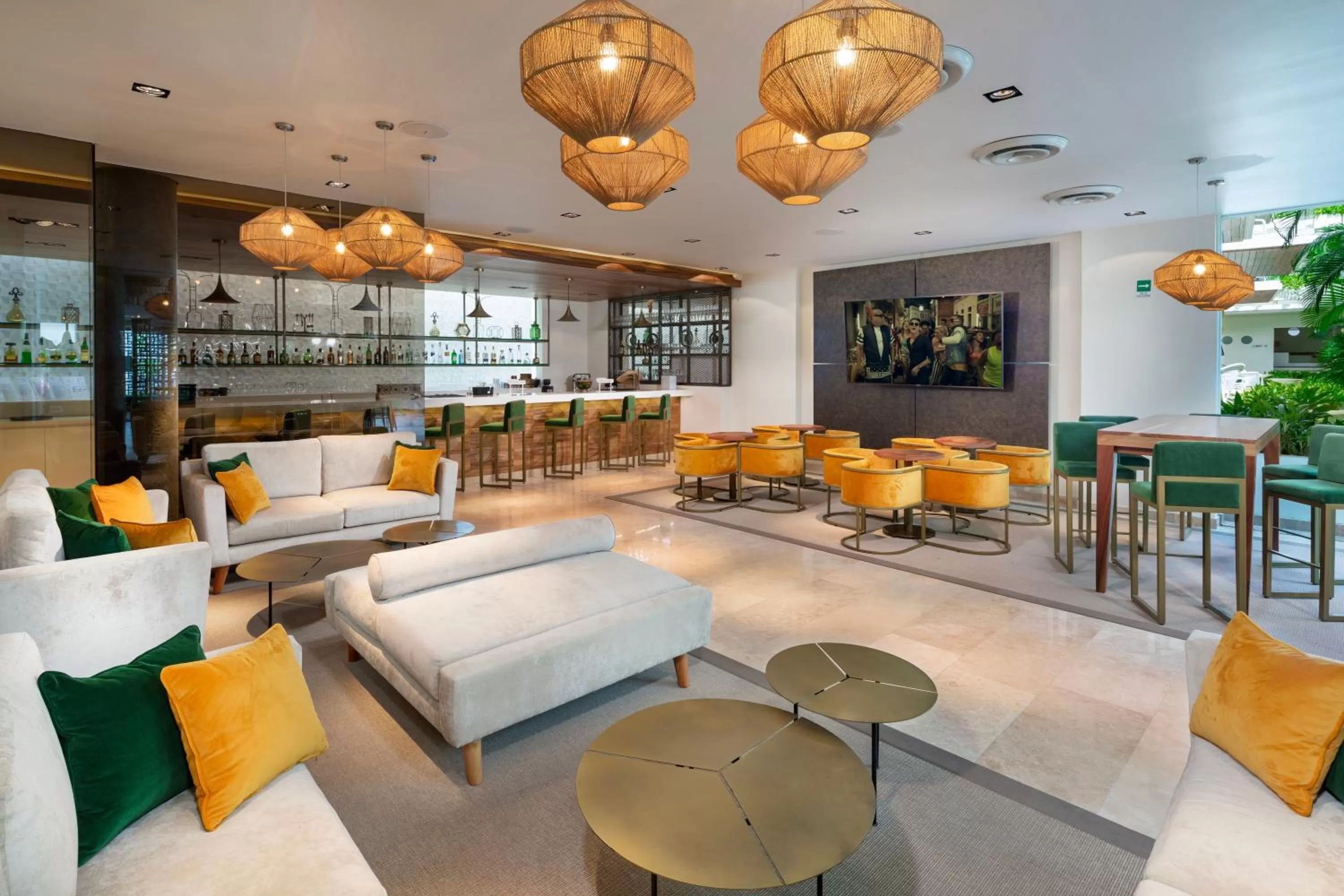 Lounge or bar in Antera Hotel & Residences