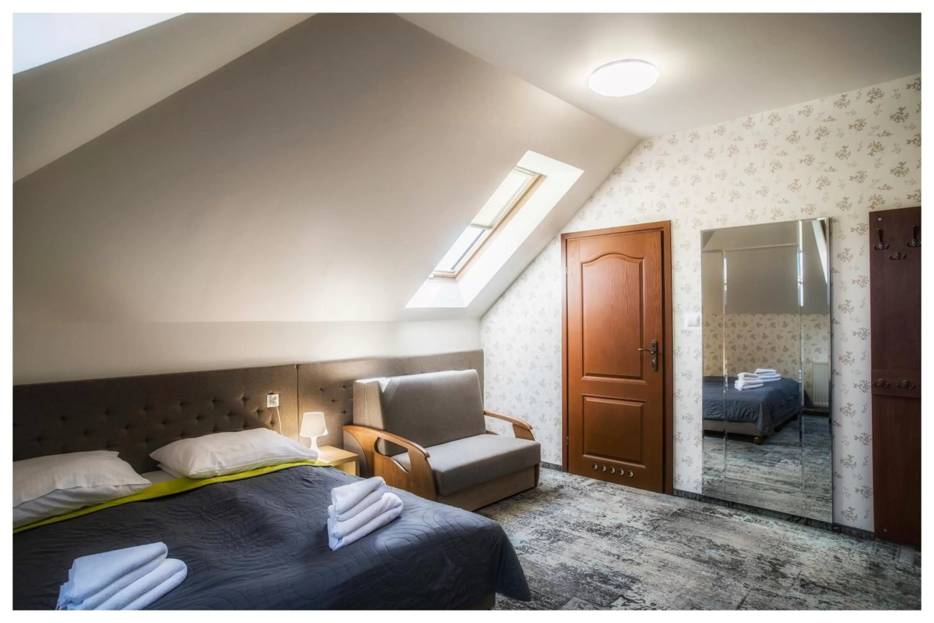 TV and multimedia, Bed in Rezydencja Elżbiecin