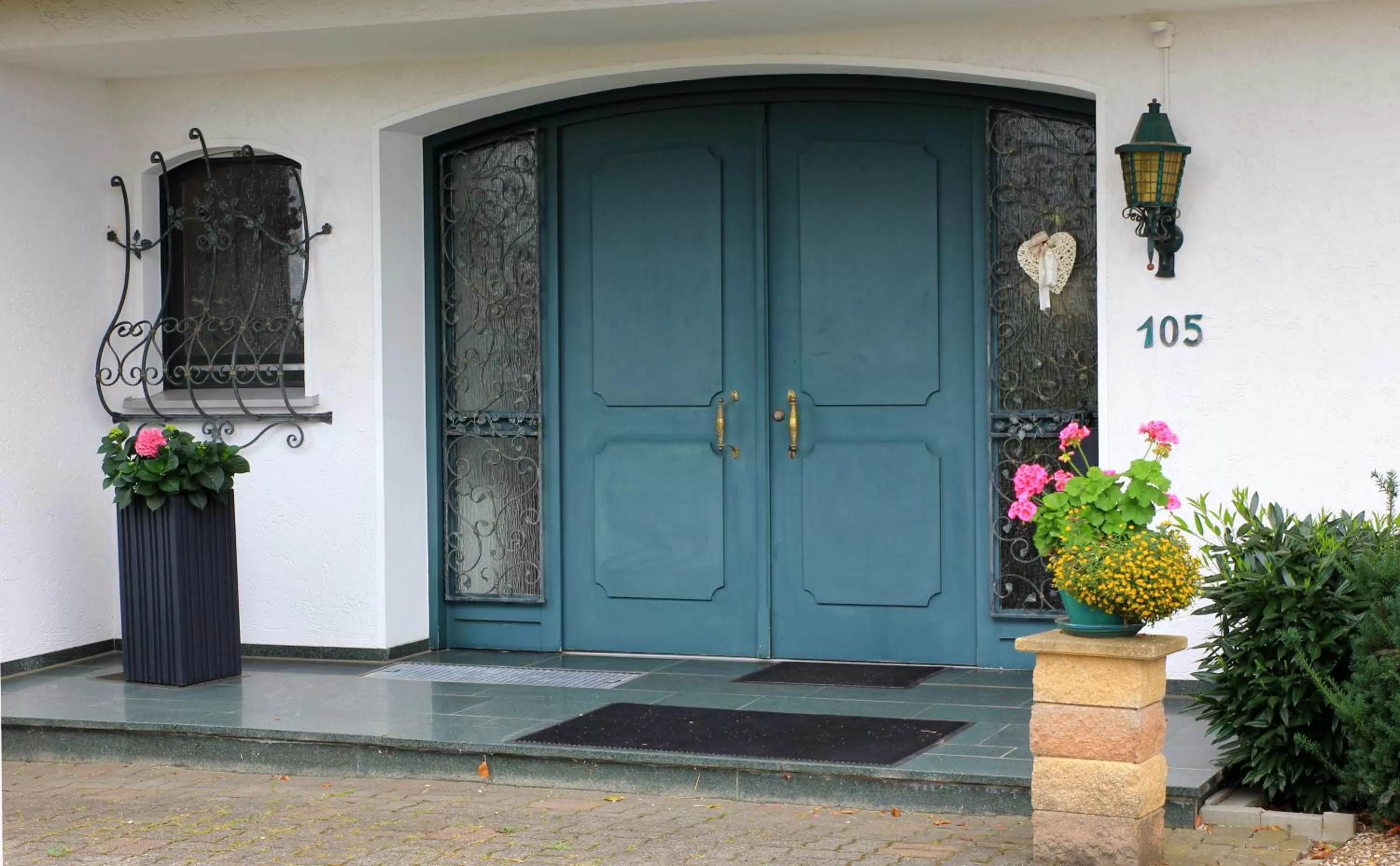 Property building in Bed and Breakfast am Höhenweg