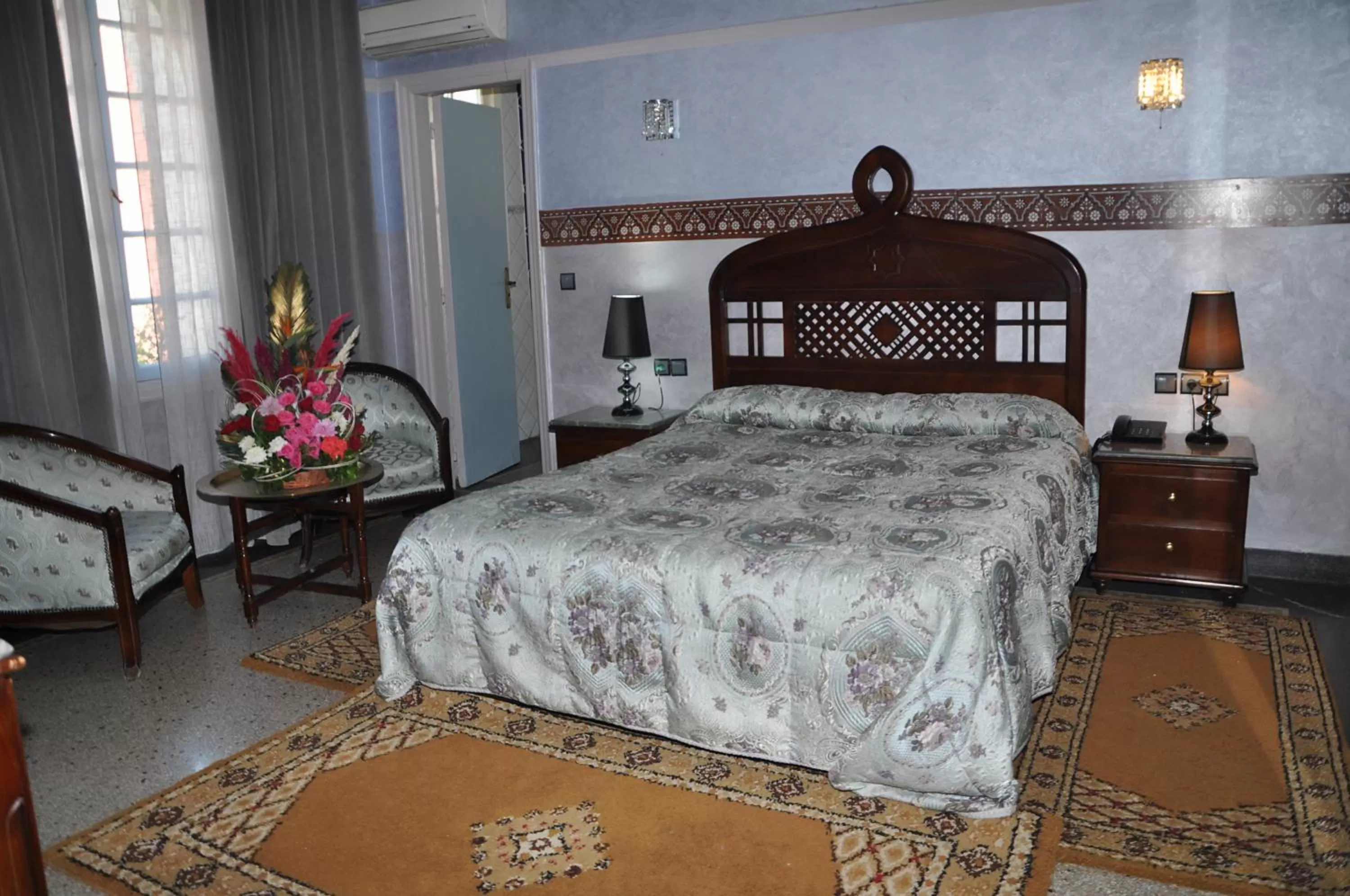 Bed in Hôtel Transatlantique