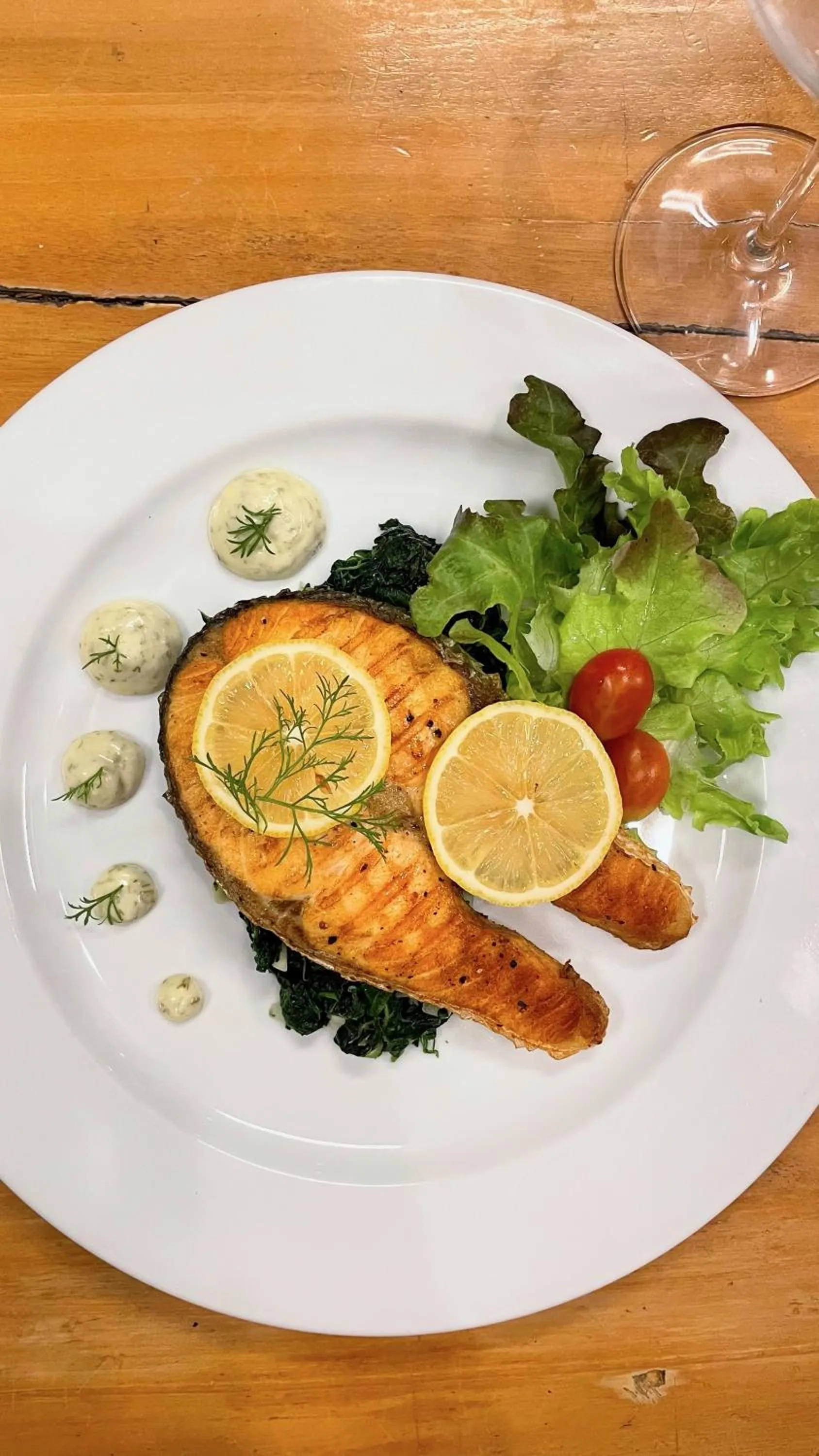 Restaurant/places to eat in Villa Panalai