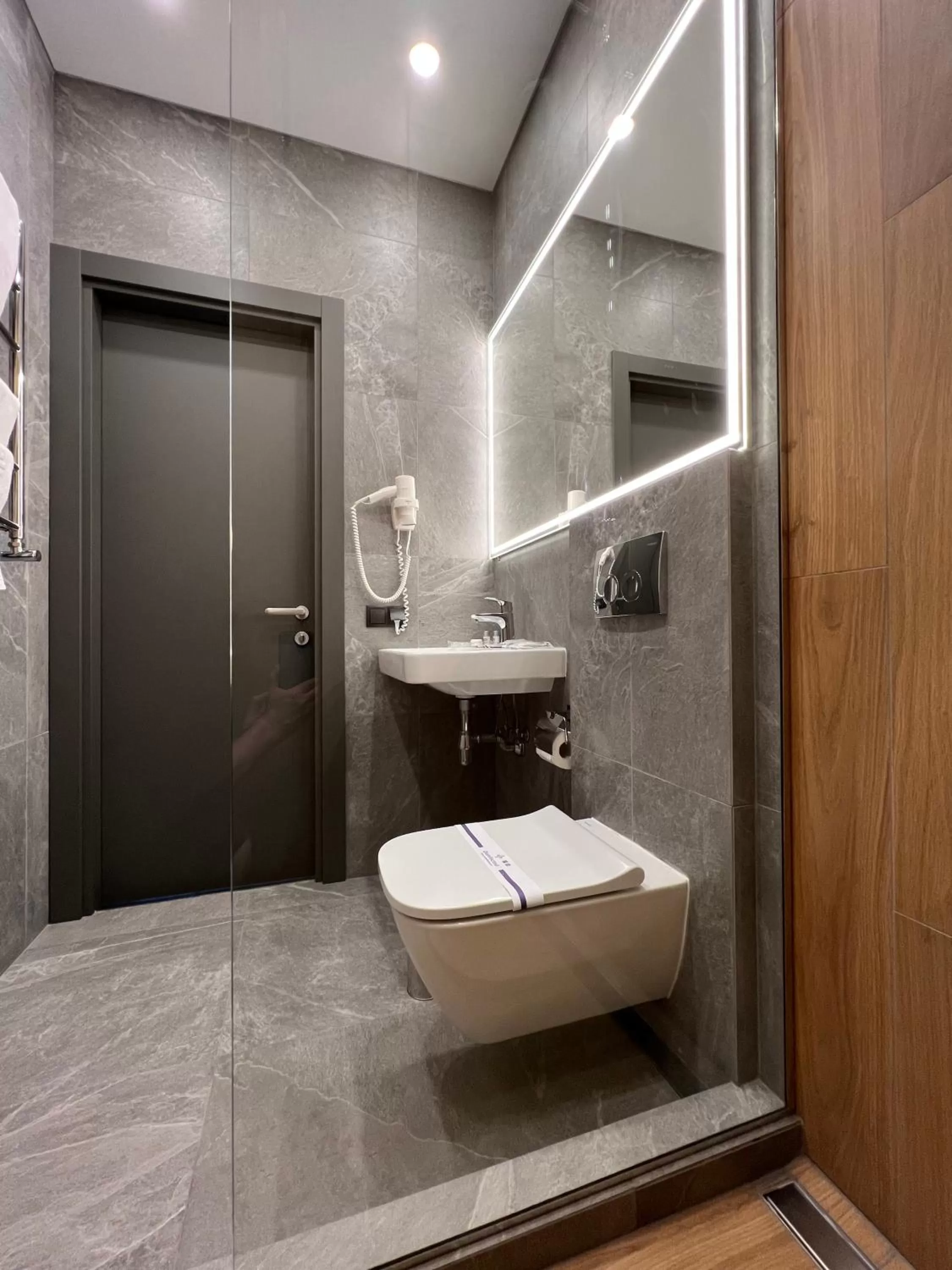 Bathroom in Hotel Fregat