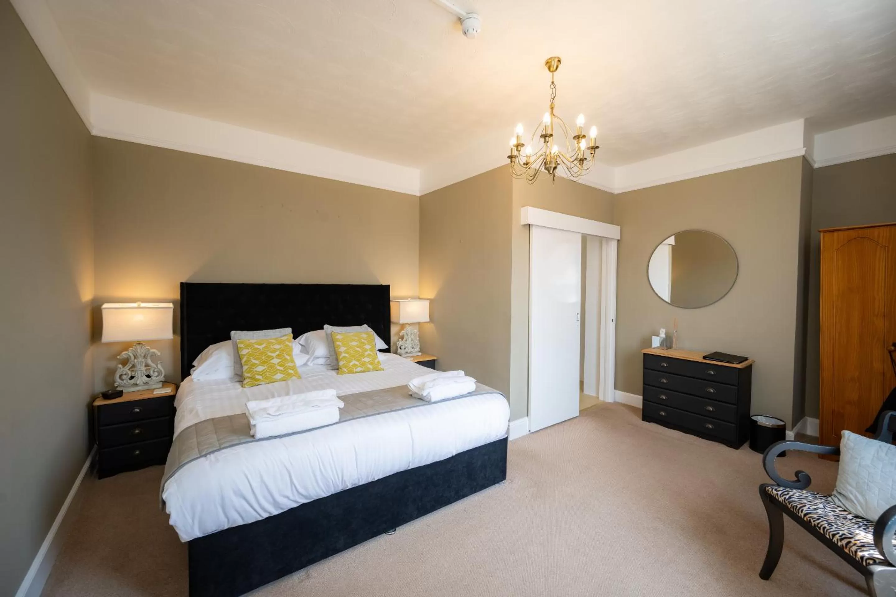 Large Double Room in The Bramley House Hotel