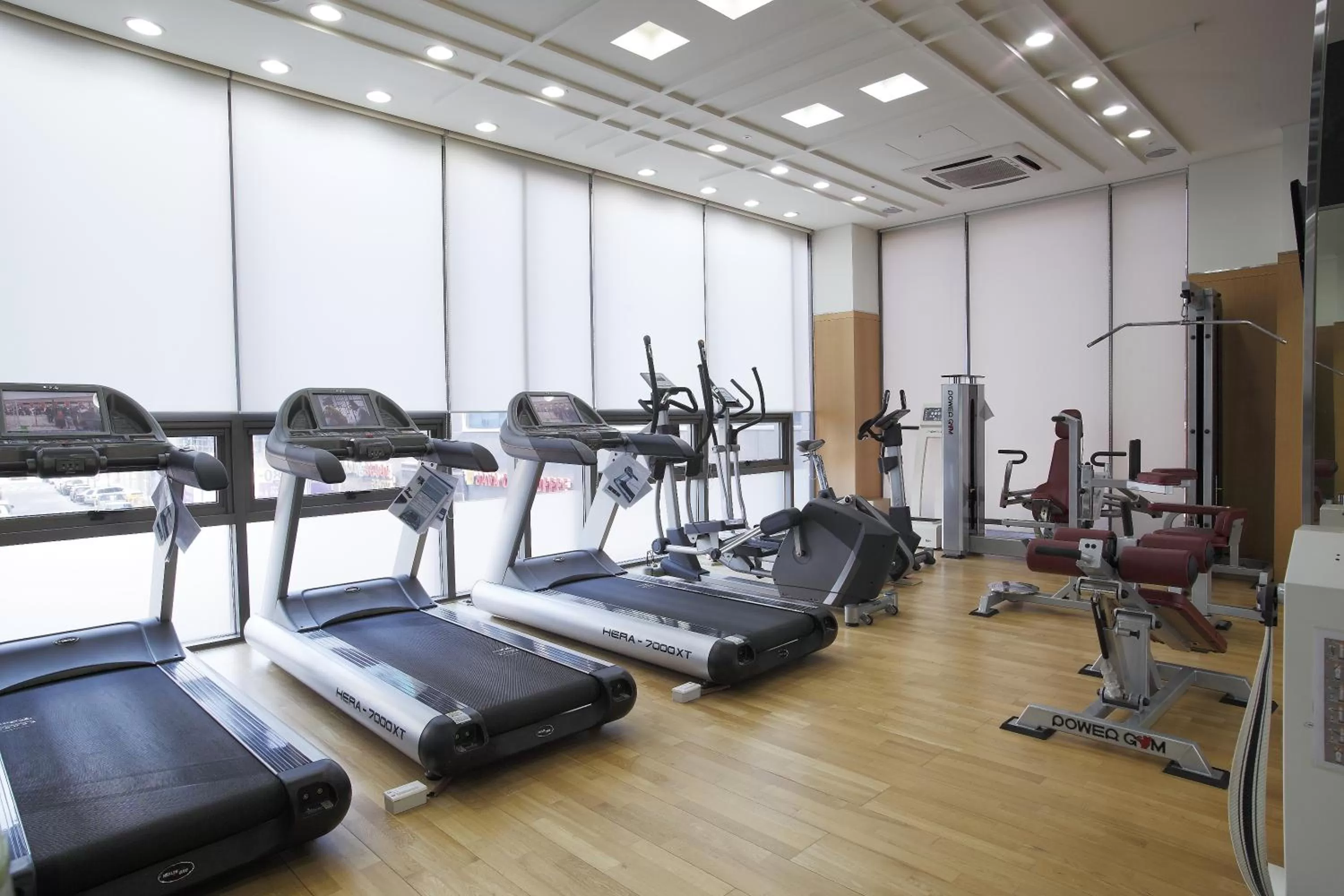 Fitness centre/facilities in Ramada by Wyndham Dongtan