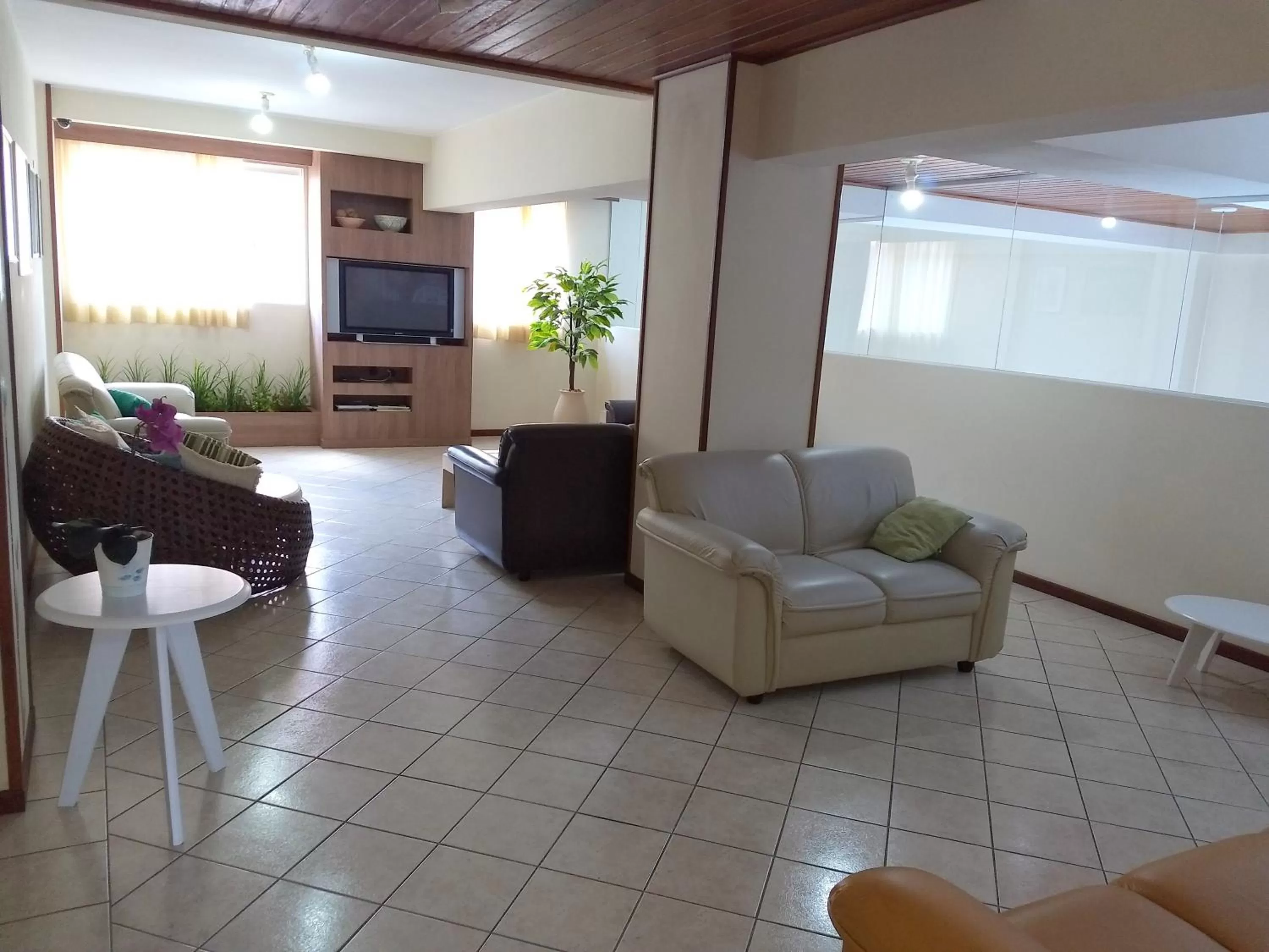 Communal lounge/ TV room, Lobby/Reception in Ilhamar Canas Hotel