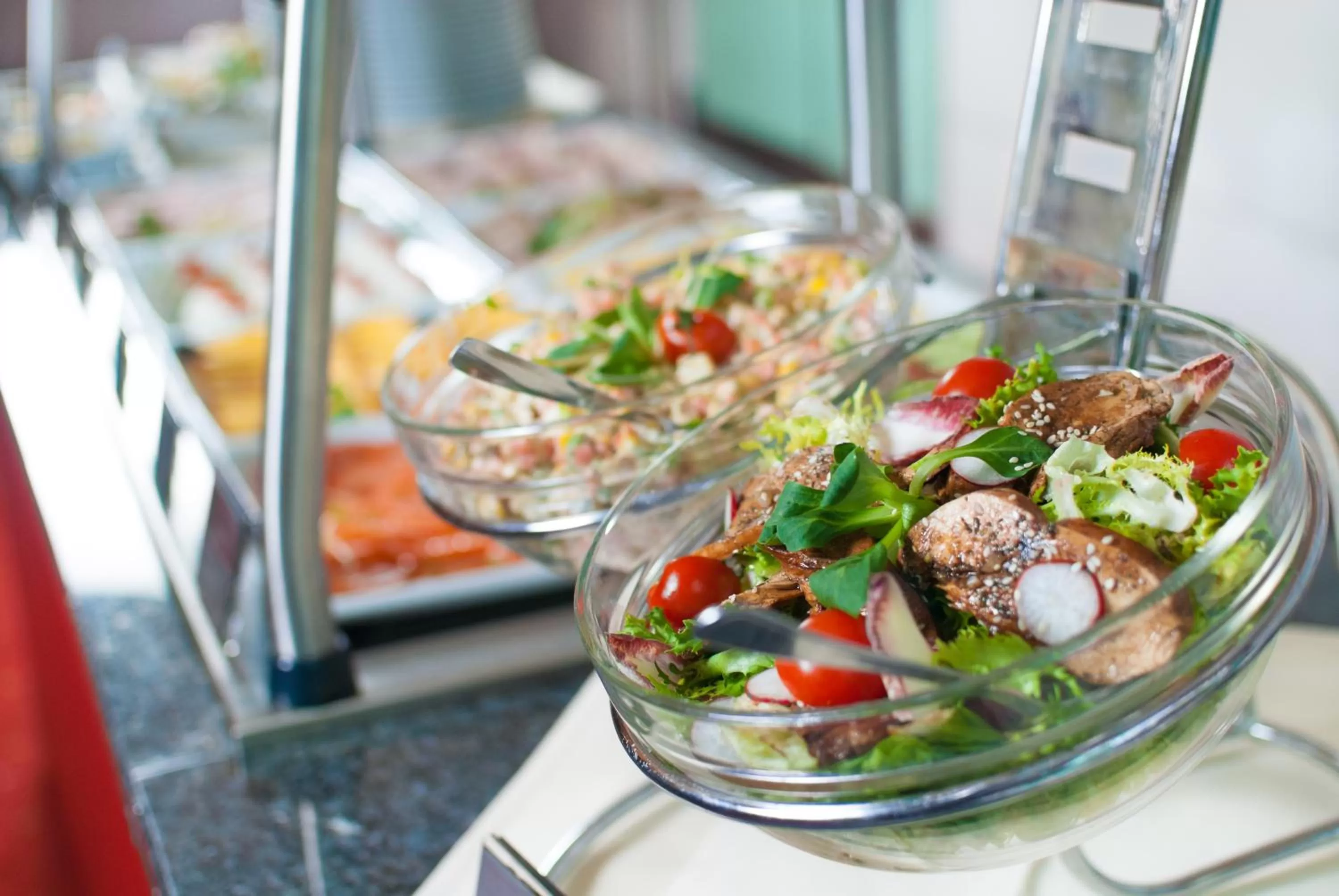 Restaurant/places to eat in Express Kraków Hotel