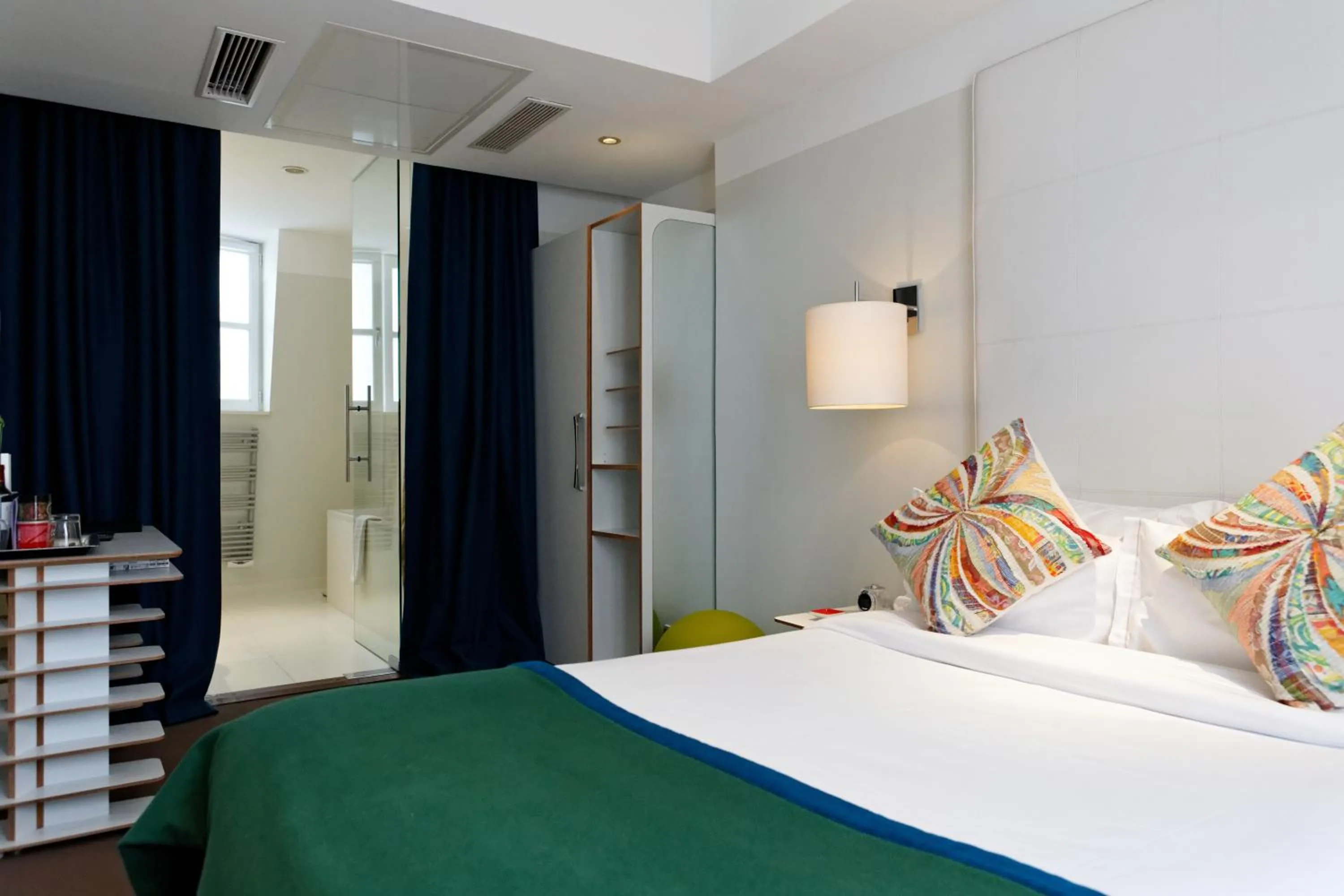 Photo of the whole room, Bed in Hotel Le Placide Saint-Germain Des Prés