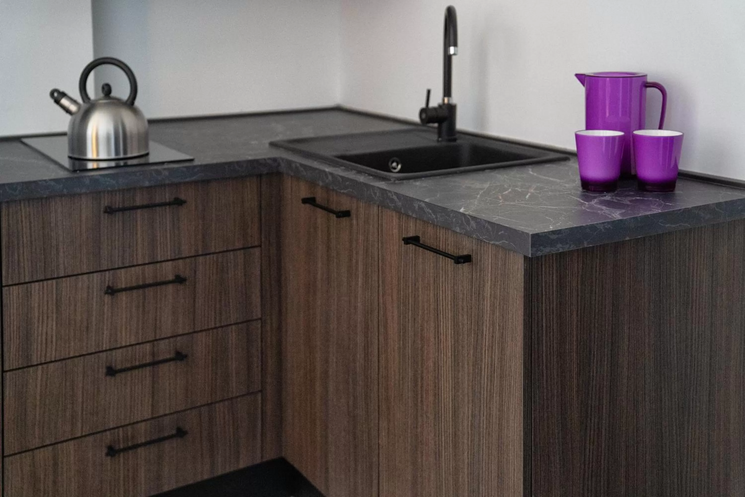 Kitchen or kitchenette in Swiss-Belinn Sharq, Kuwait