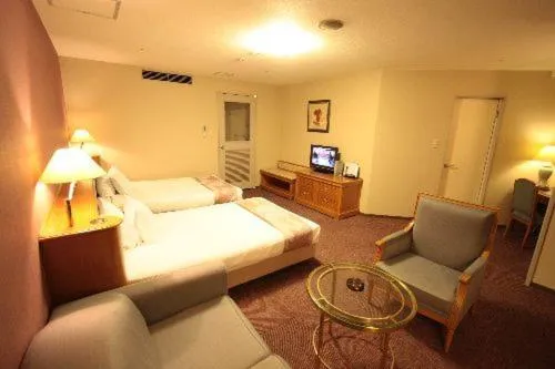 Photo of the whole room, Bed in Sendai Hills Hotel